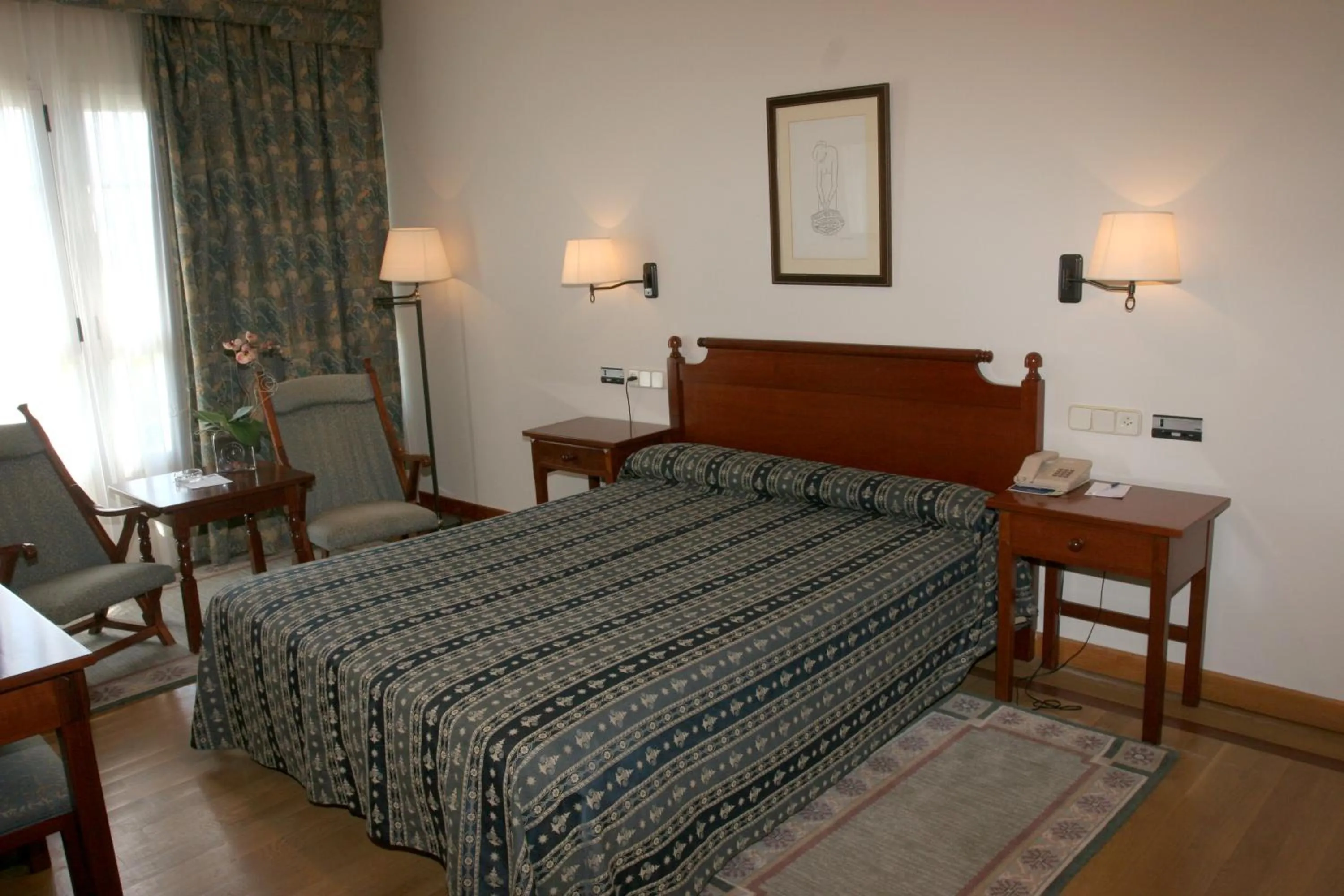 Photo of the whole room in Pousada de Portomarín