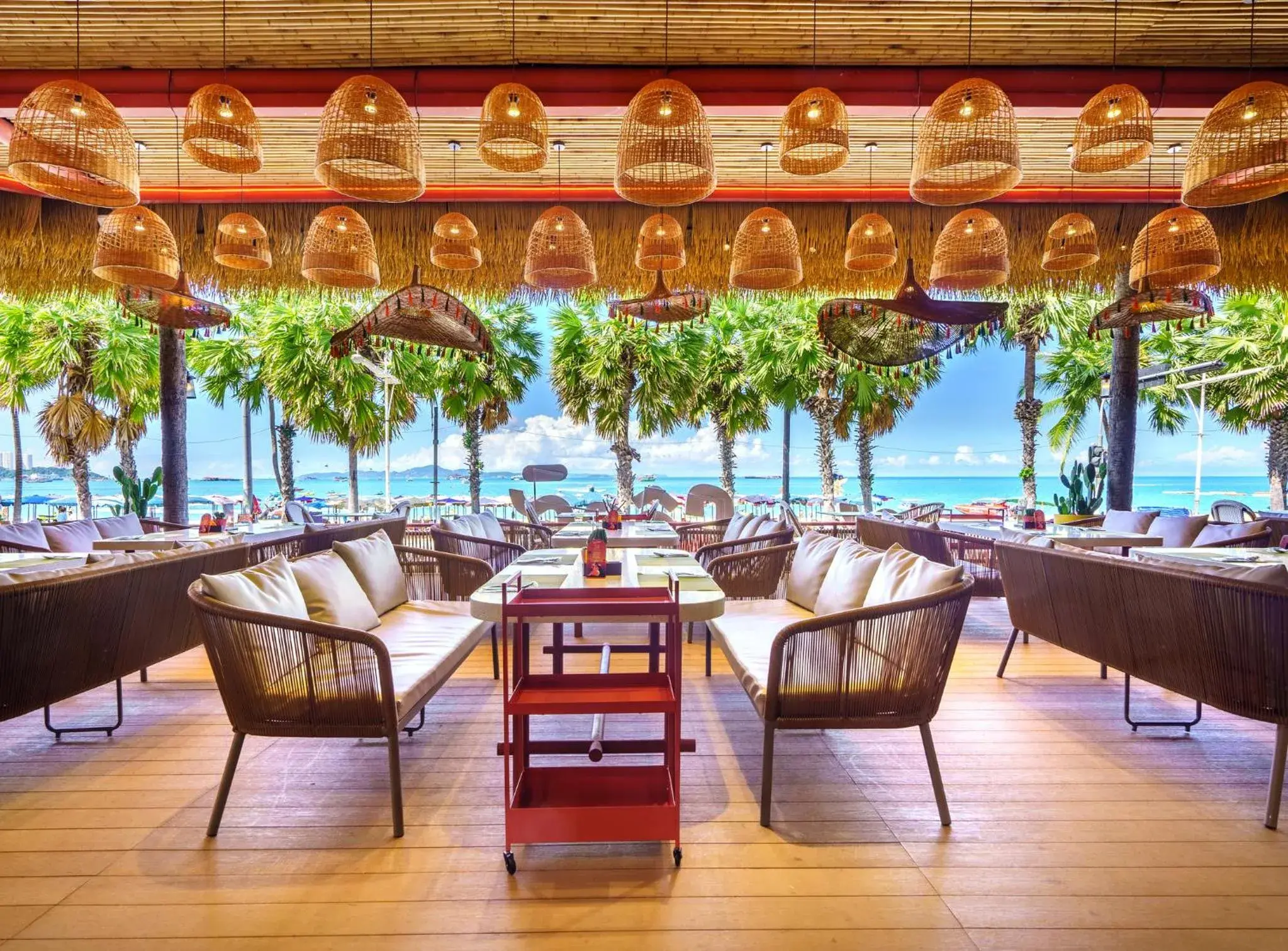 Restaurant/places to eat in A-One The Royal Cruise Hotel Pattaya - SHA Extra Plus Restaurant/places to eat in A-One The Royal Cruise Hotel Pattaya - SHA Extra Plus