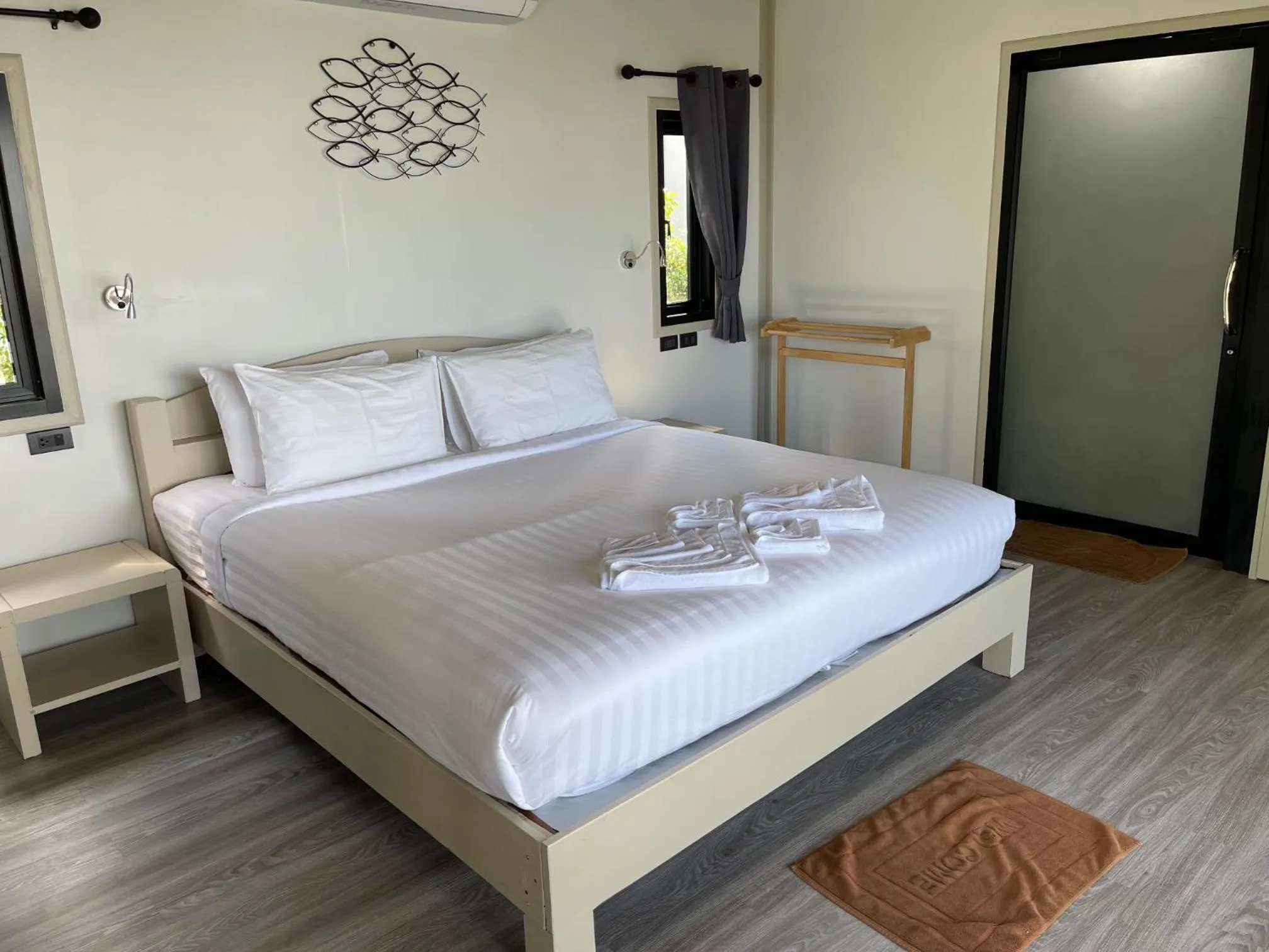 Bed in Breeze Bay Villa