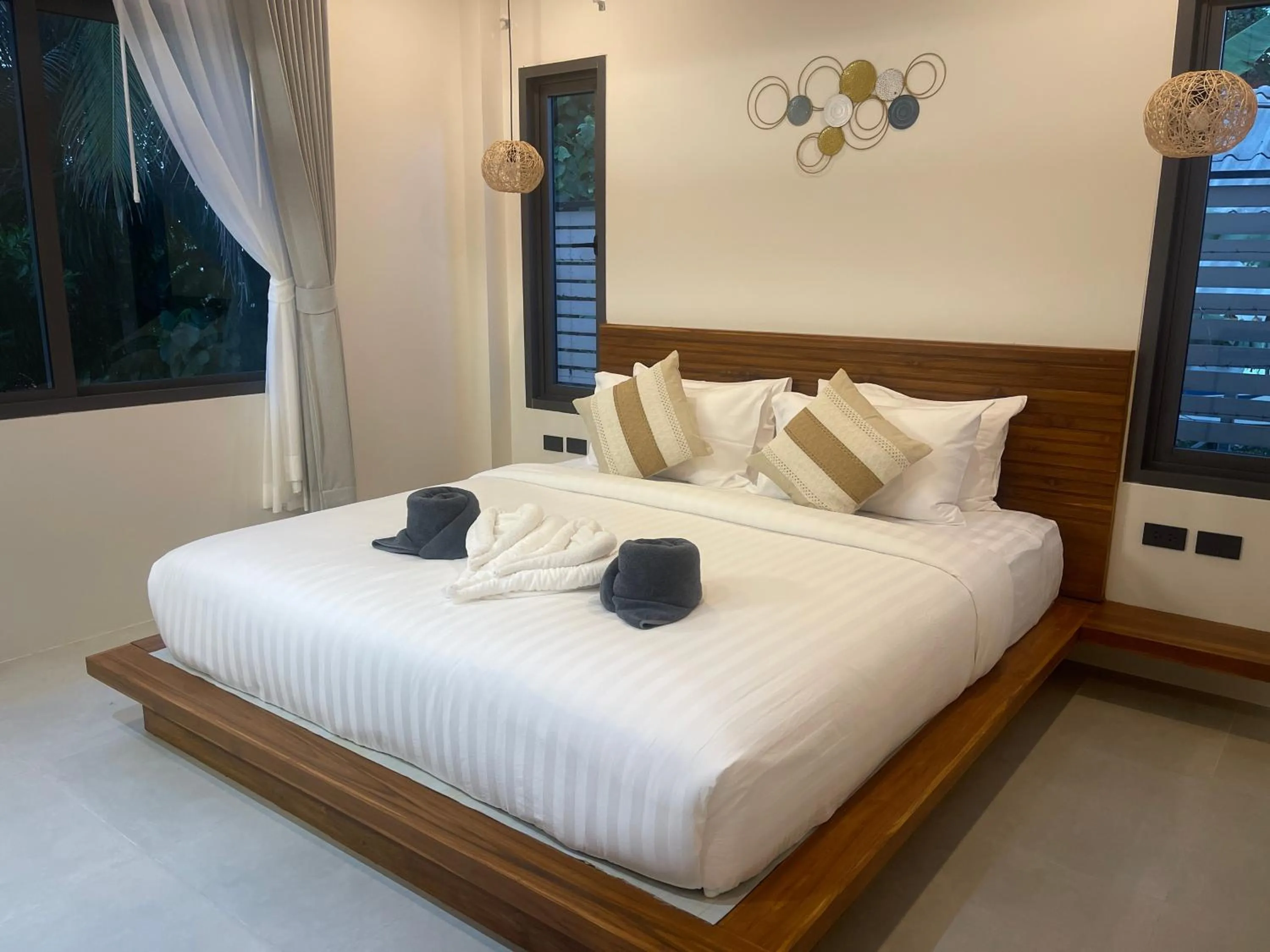 Bed in Breeze Bay Villa