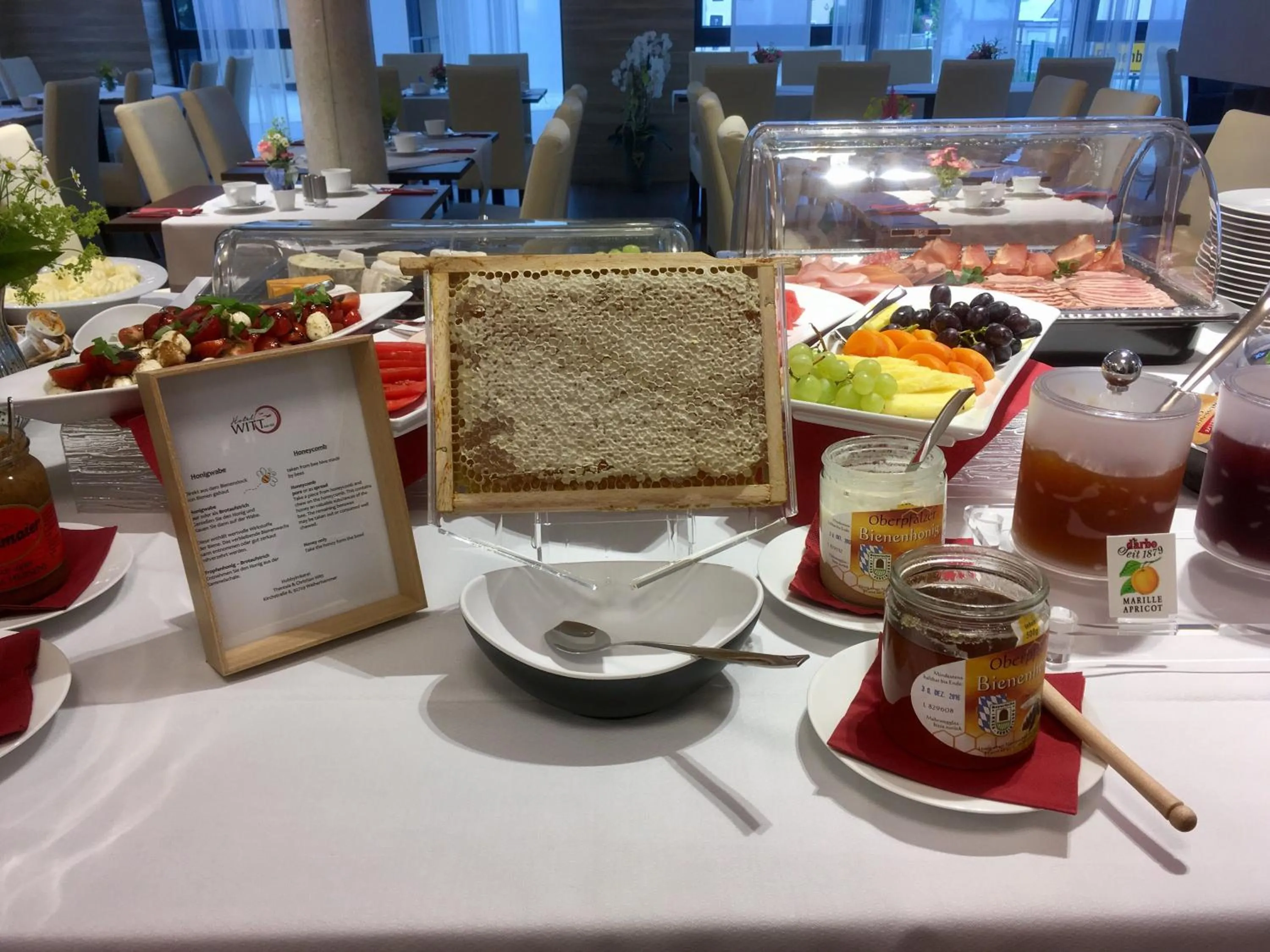 Buffet breakfast in Hotel WITT am See