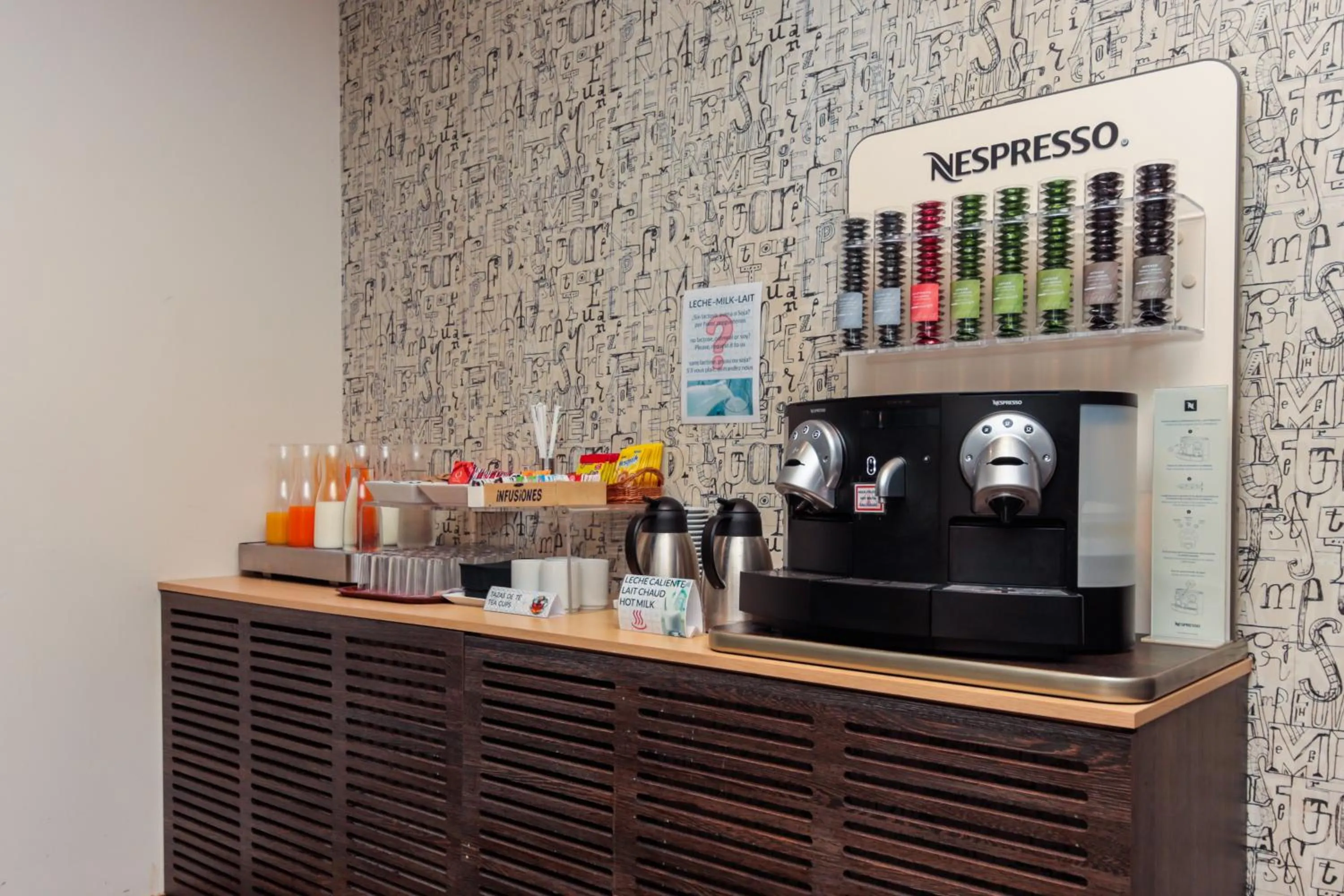 Buffet breakfast in Hotel Lauria