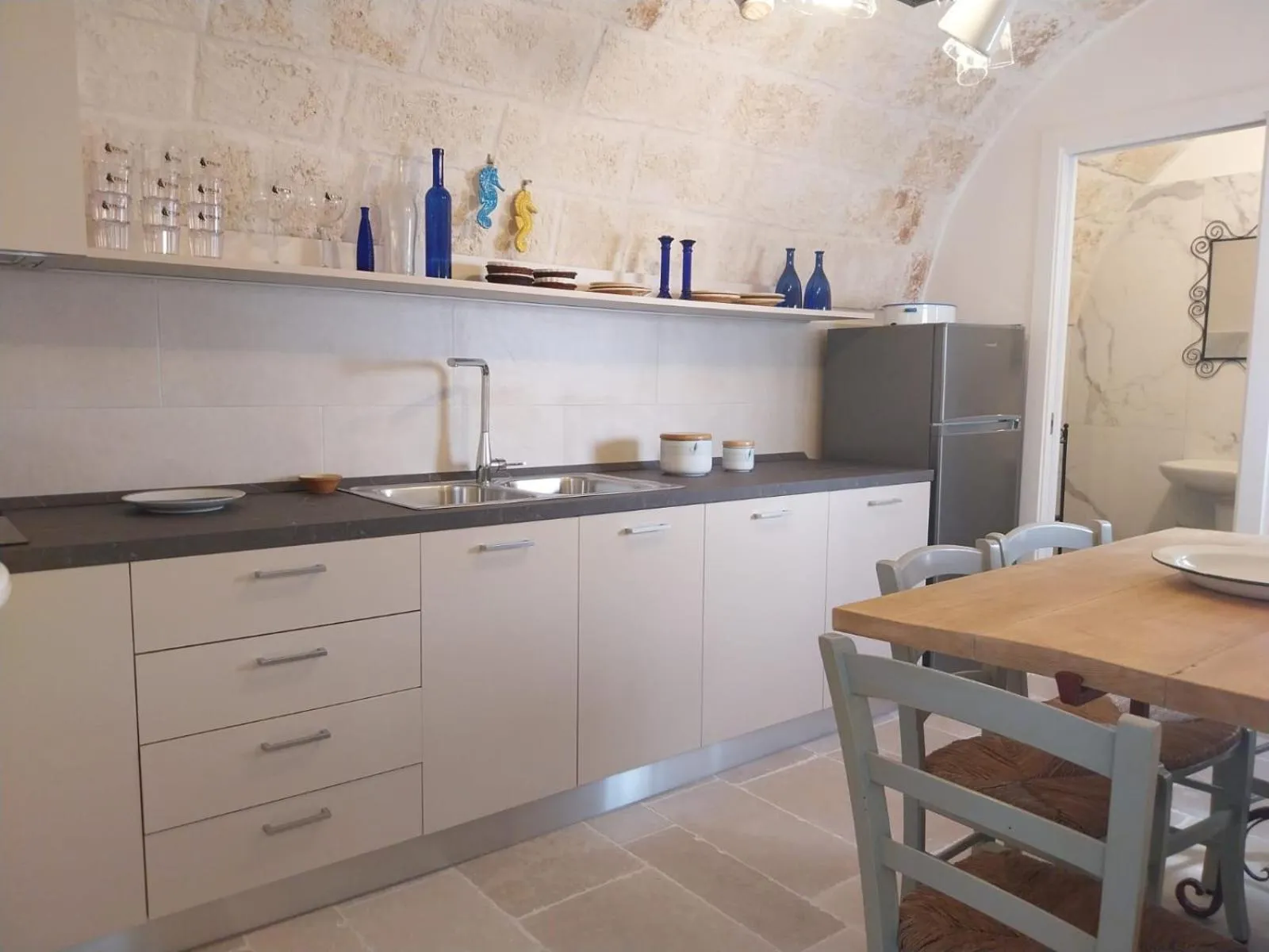 Kitchen or kitchenette in Dei Serafini