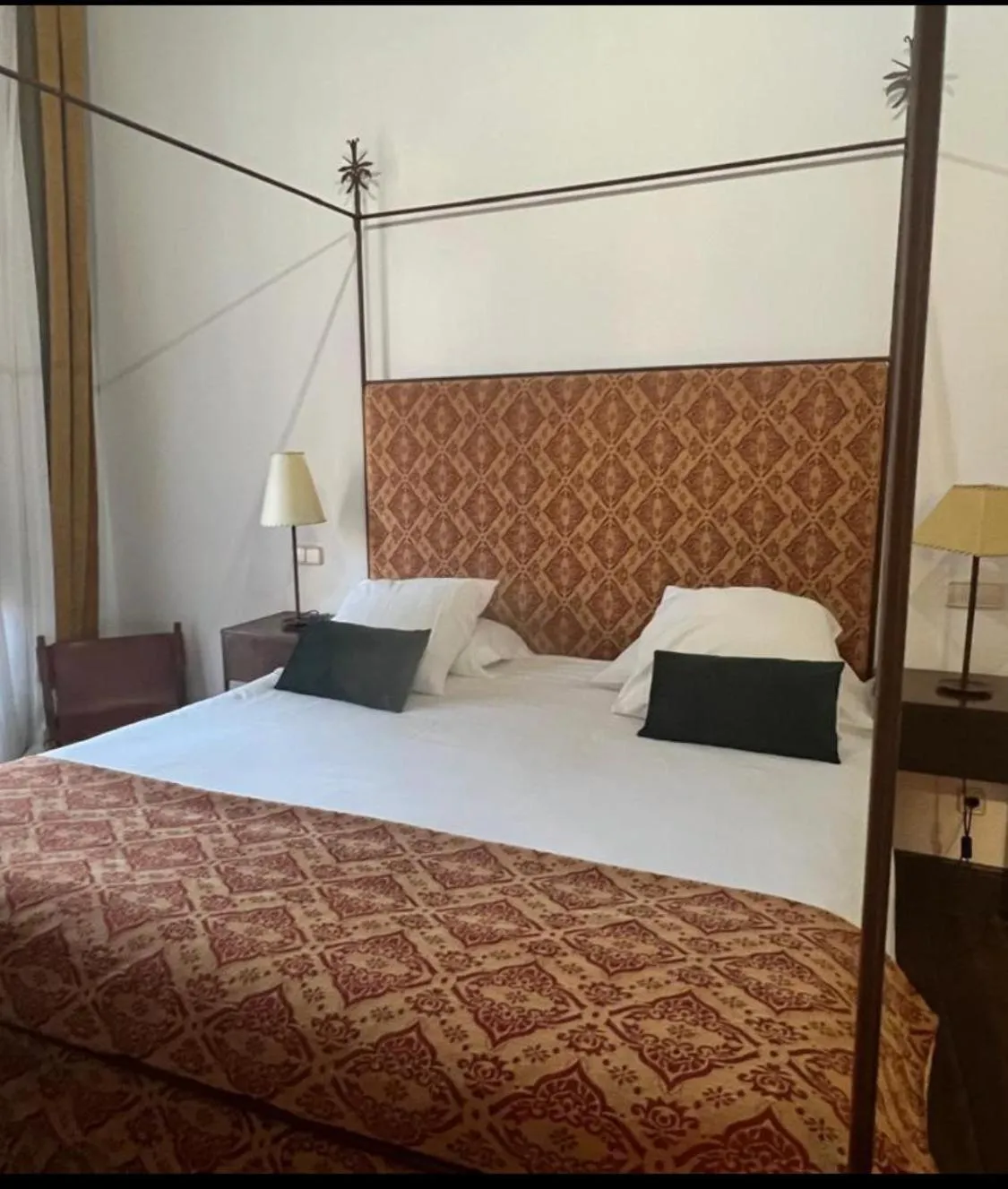 Bed in Palacio Rejadorada