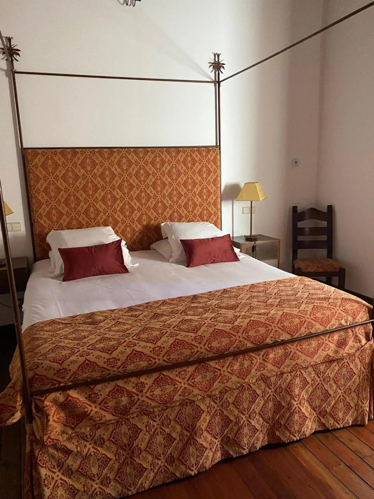 Bedroom, Bed in Palacio Rejadorada