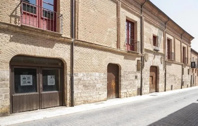 Property building in Palacio Rejadorada