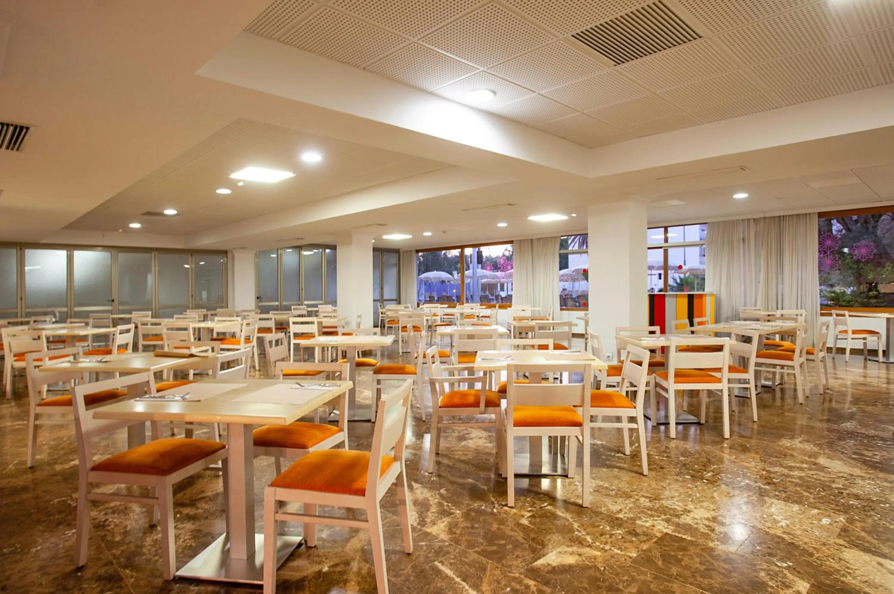 Restaurant/places to eat in Hotel Puchet Ibiza