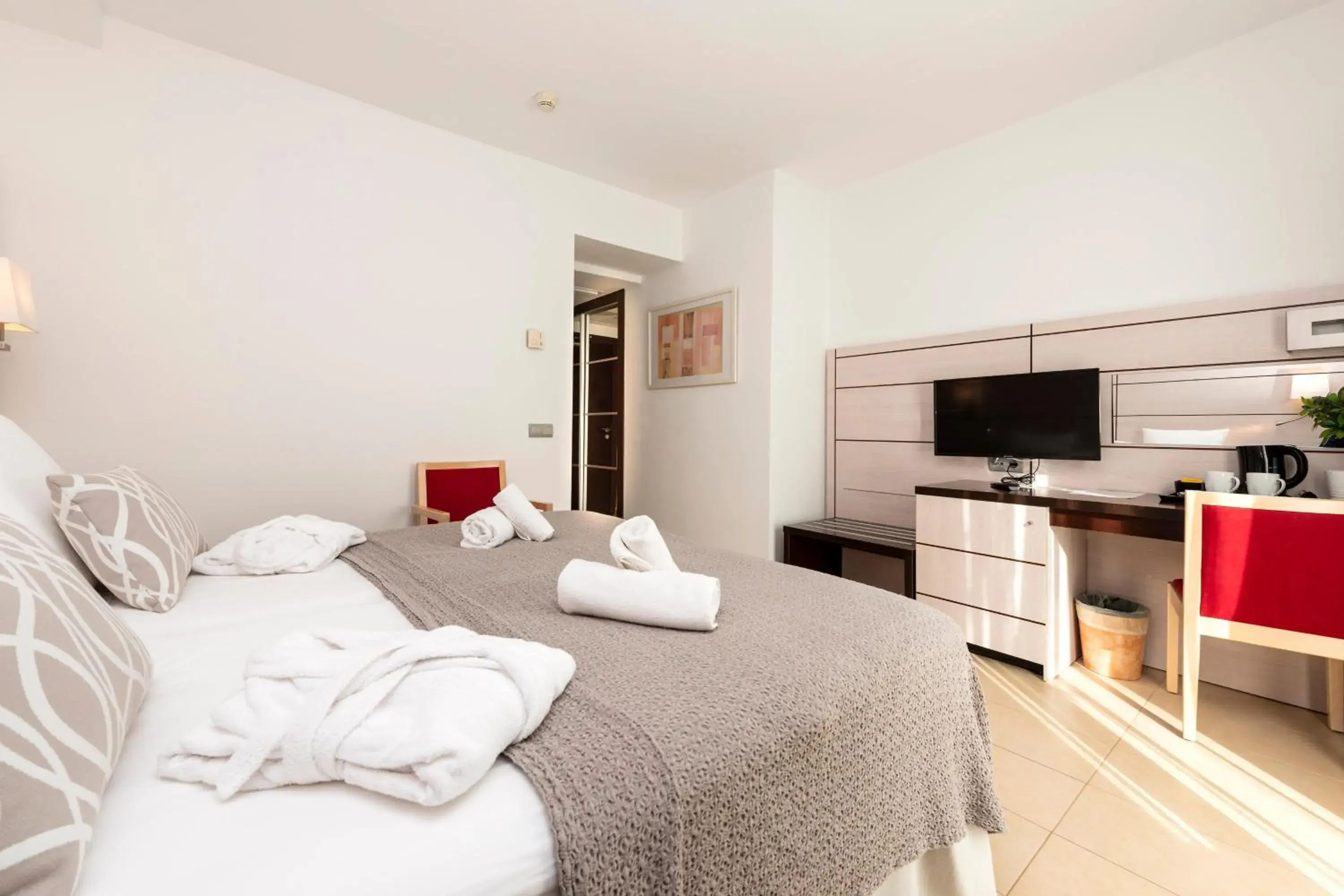 Photo of the whole room, Bed in Hotel Puchet Ibiza Photo of the whole room, Bed in Hotel Puchet Ibiza