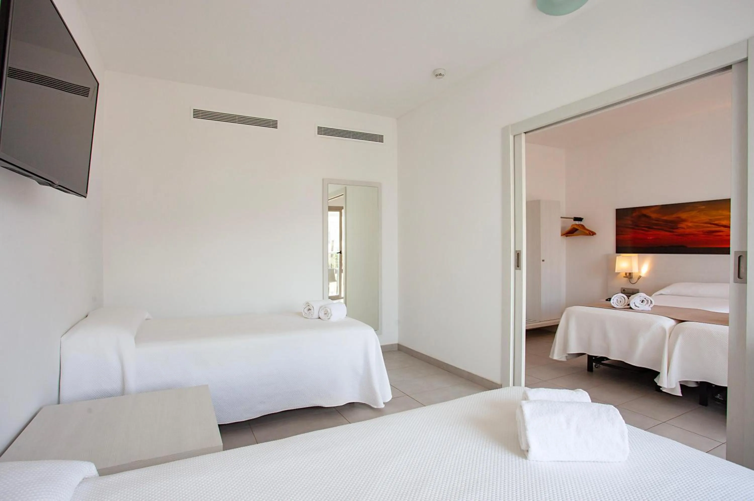 Photo of the whole room, Bed in Hotel Puchet Ibiza
