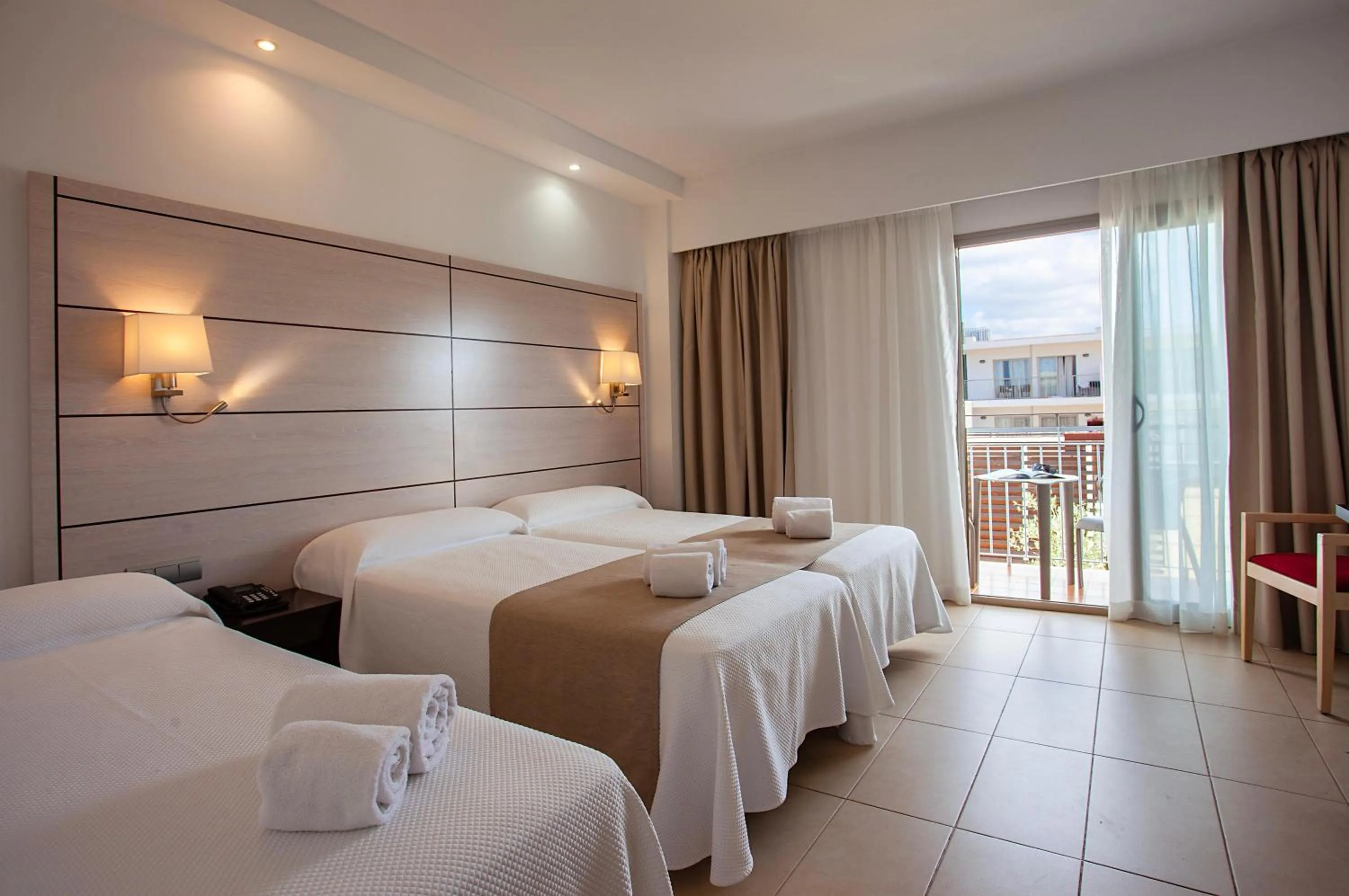 Photo of the whole room, Bed in Hotel Puchet Ibiza