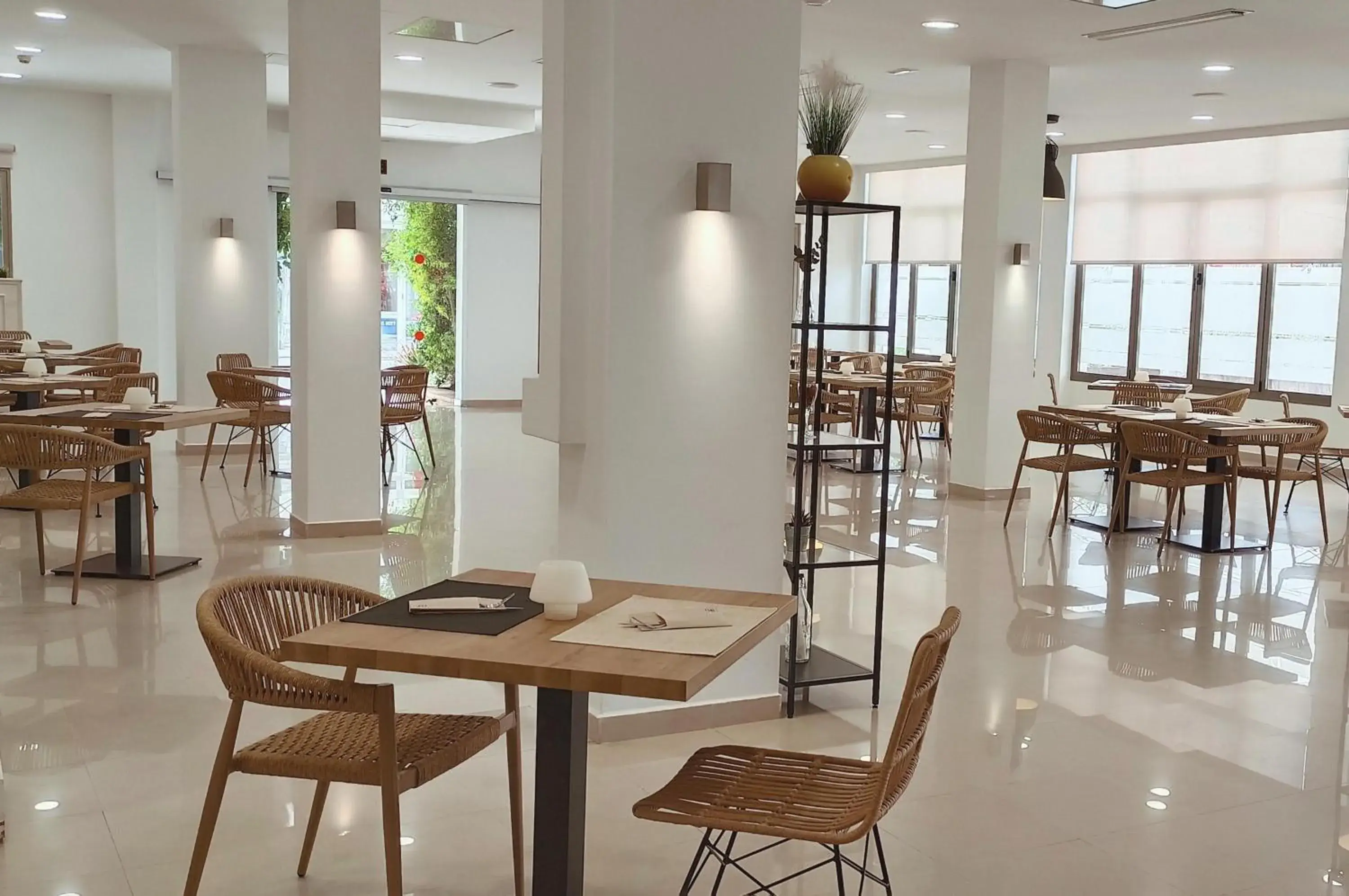 Restaurant/places to eat in Hotel Puchet Ibiza Restaurant/places to eat in Hotel Puchet Ibiza