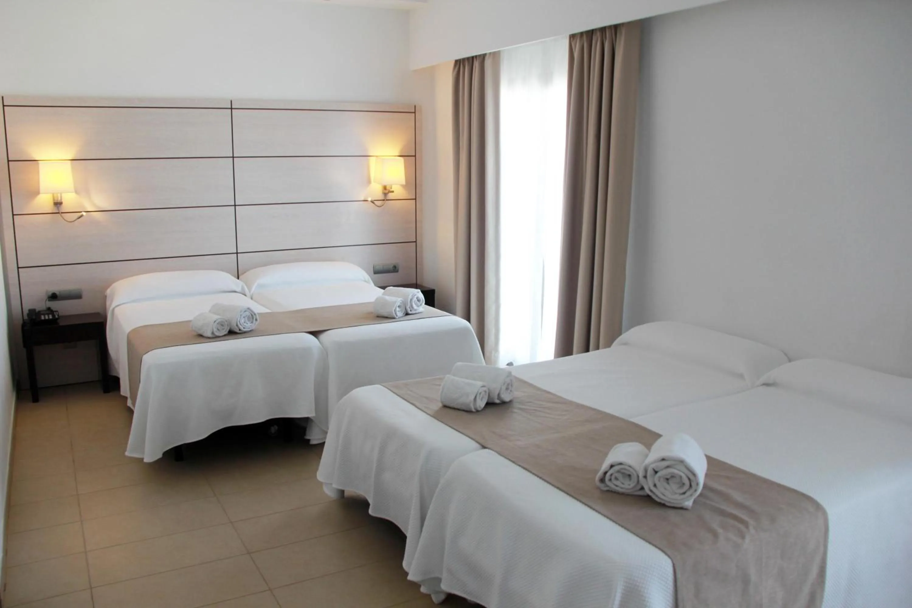 Photo of the whole room, Bed in Hotel Puchet Ibiza