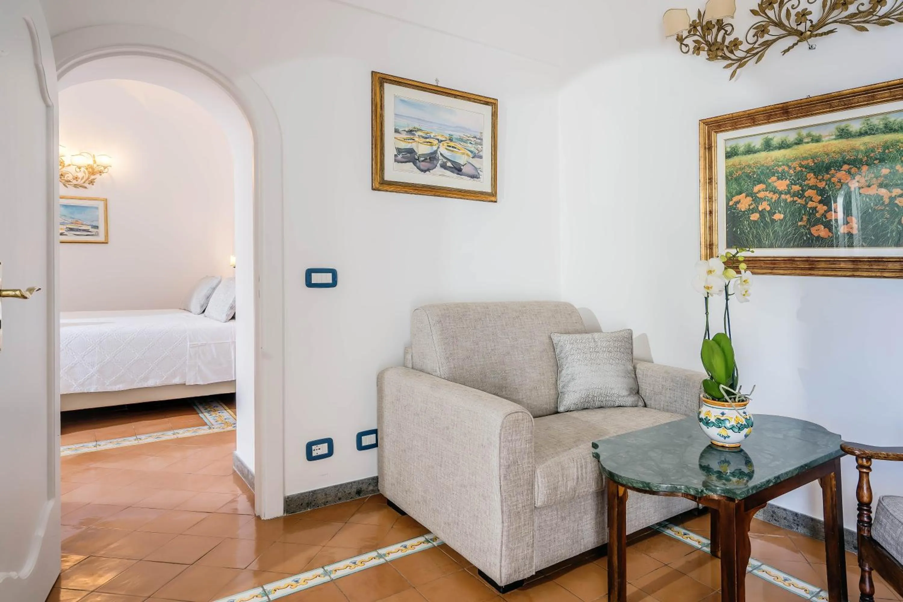 Photo of the whole room, Bed in Albergo Miramare Positano