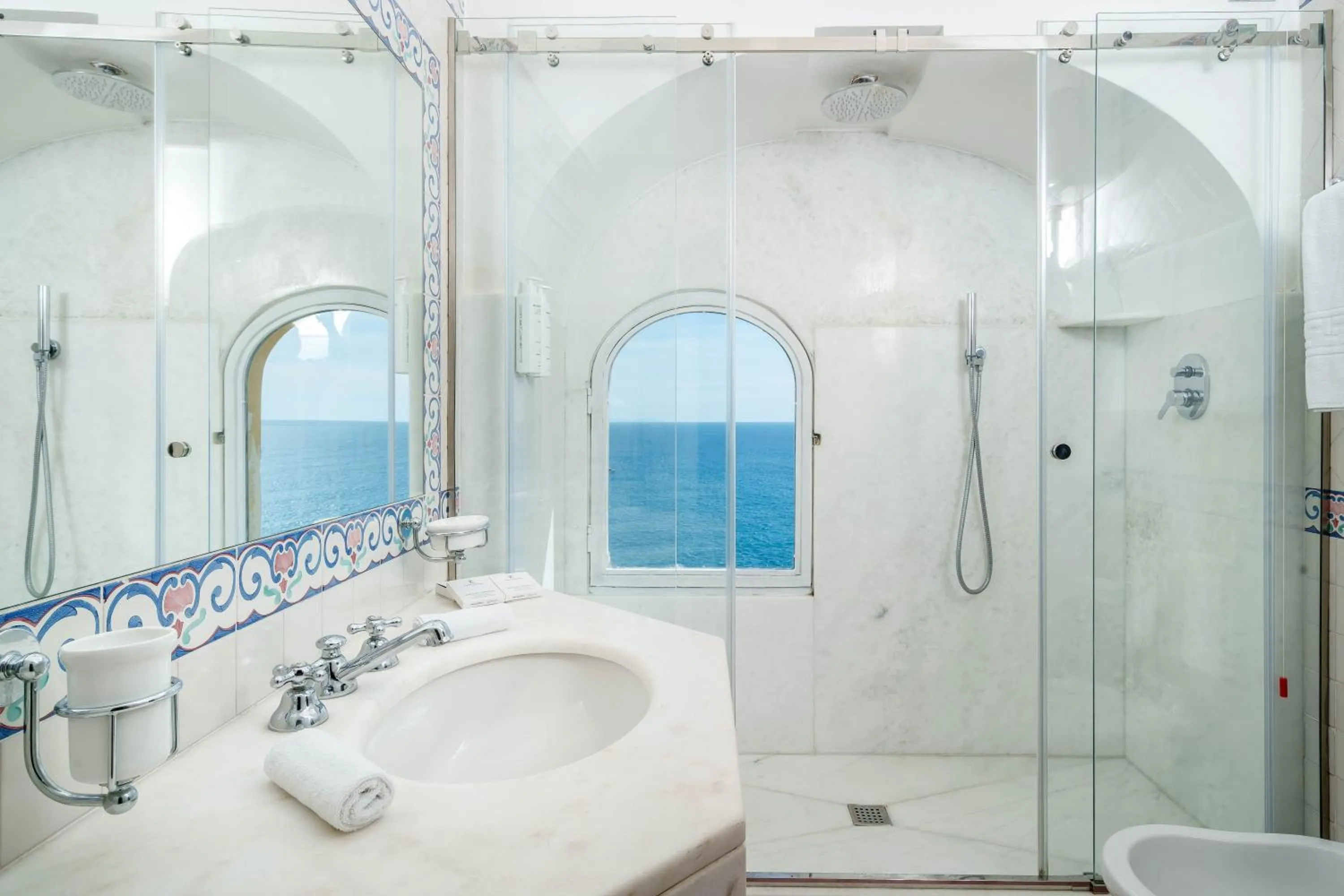 Shower in Albergo Miramare Positano