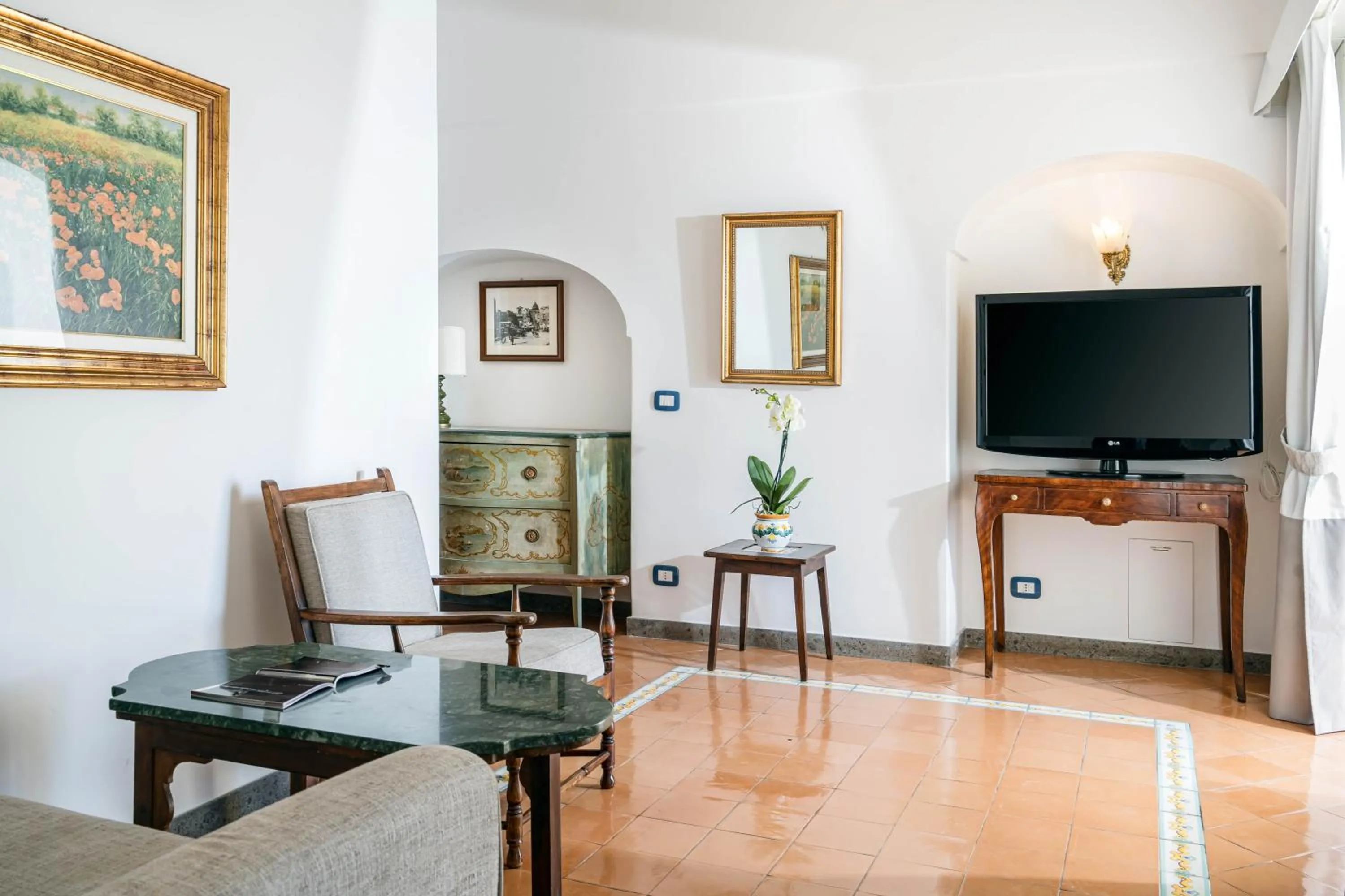 Living room in Albergo Miramare Positano
