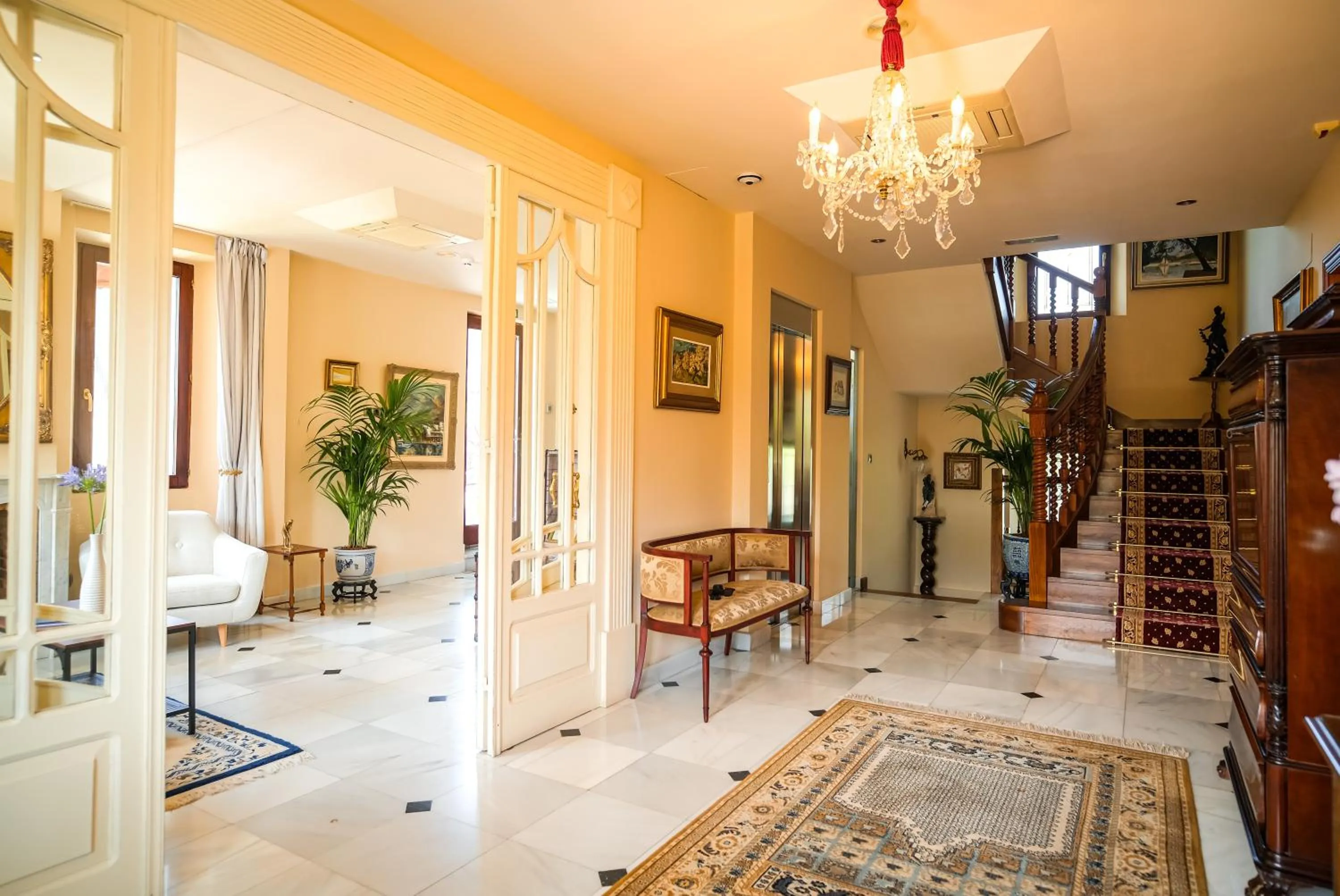 Lobby or reception in Indiana Boutique Hotel