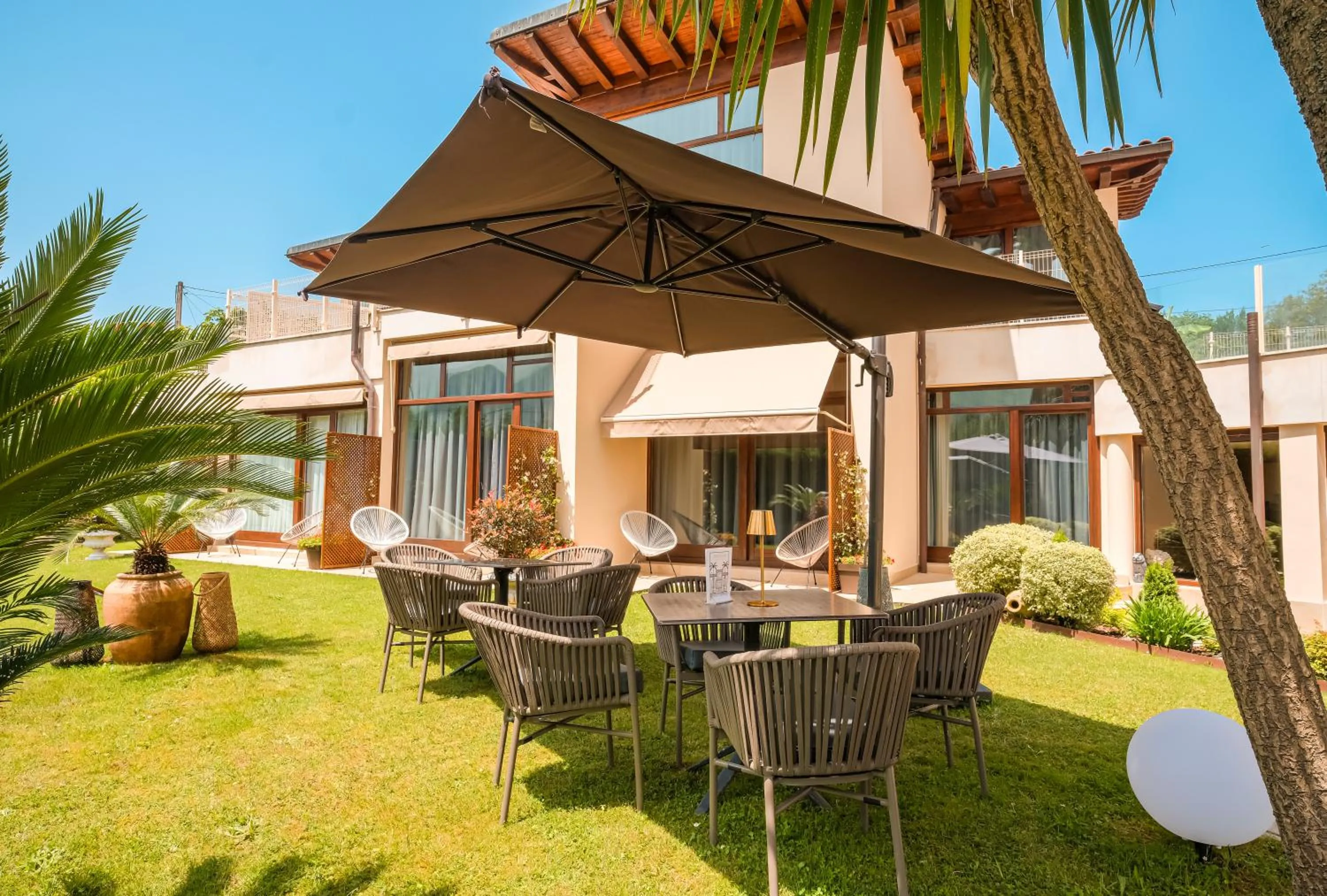 Garden in Indiana Boutique Hotel