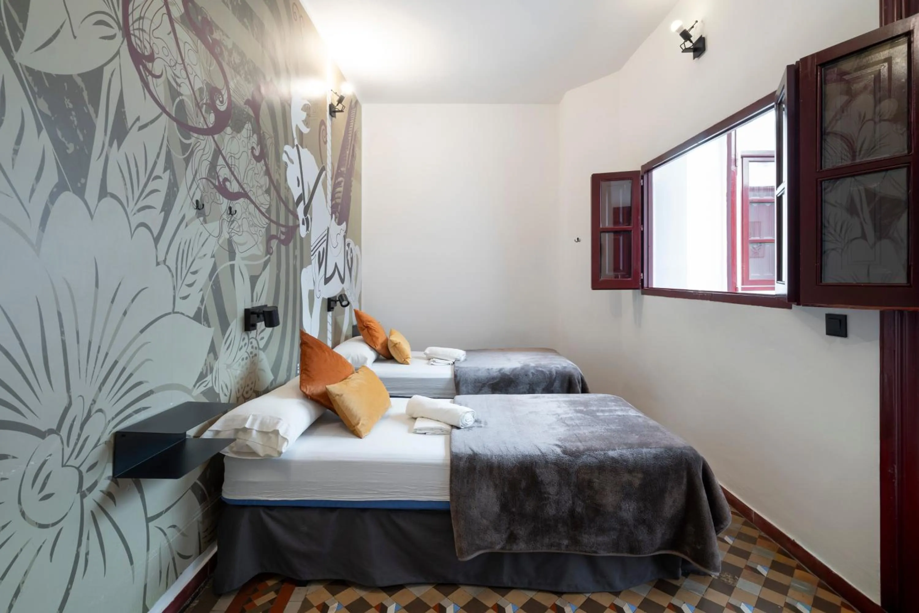 Bed in Home Youth Hostel by Feetup Hostels