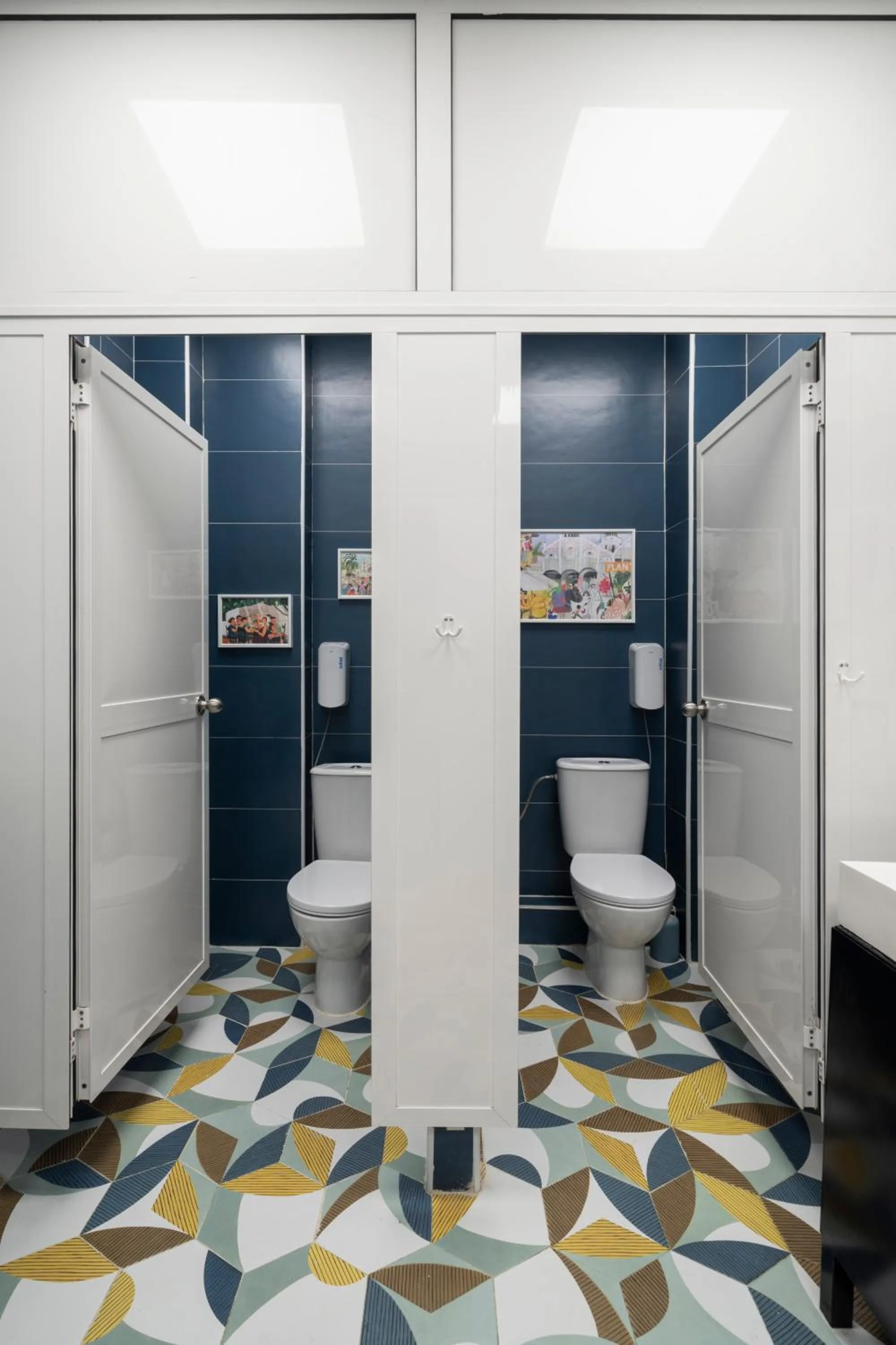 Toilet in Home Youth Hostel by Feetup Hostels