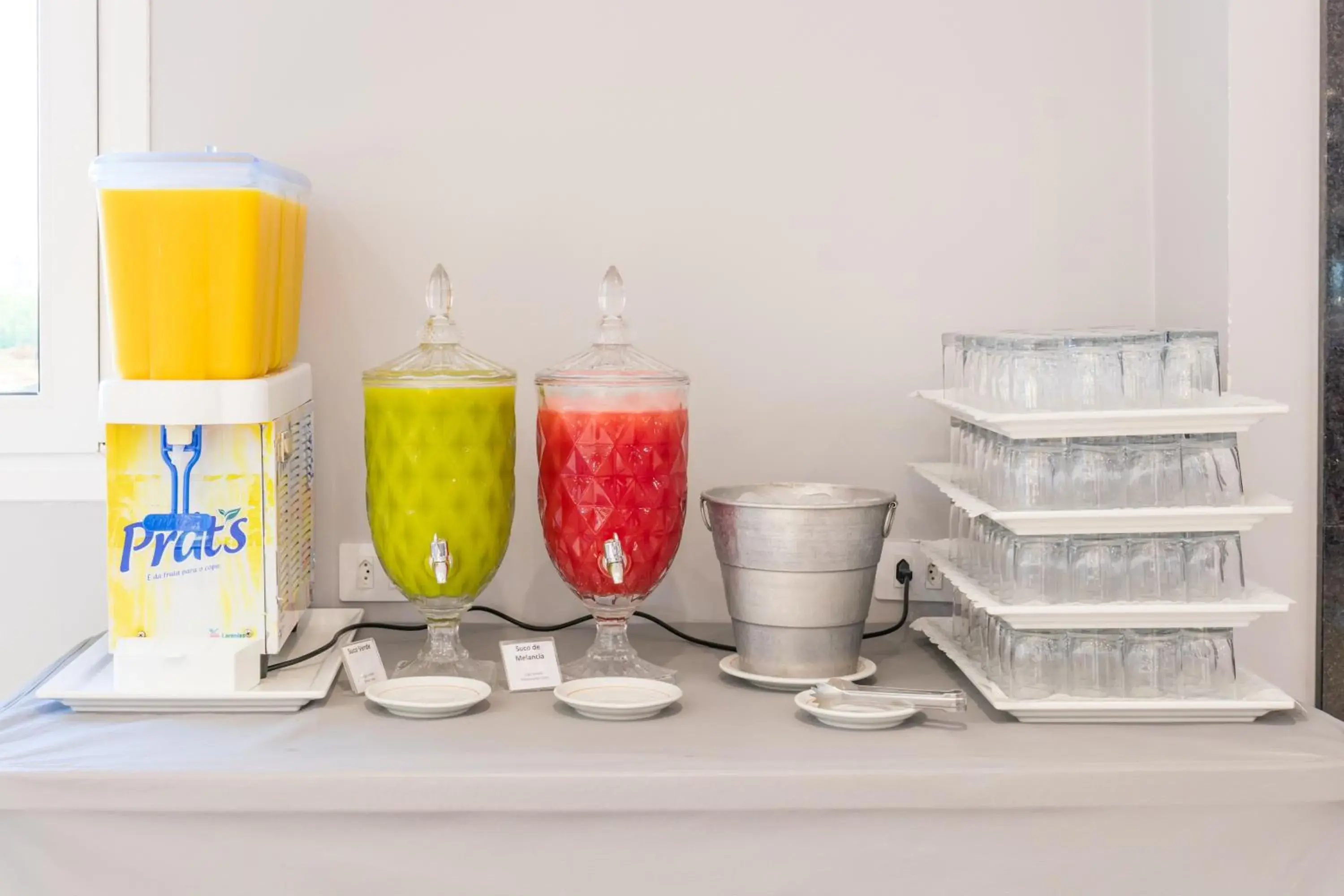 Food and drinks in Luz Hotel by Castelo Itaipava Food and drinks in Luz Hotel by Castelo Itaipava