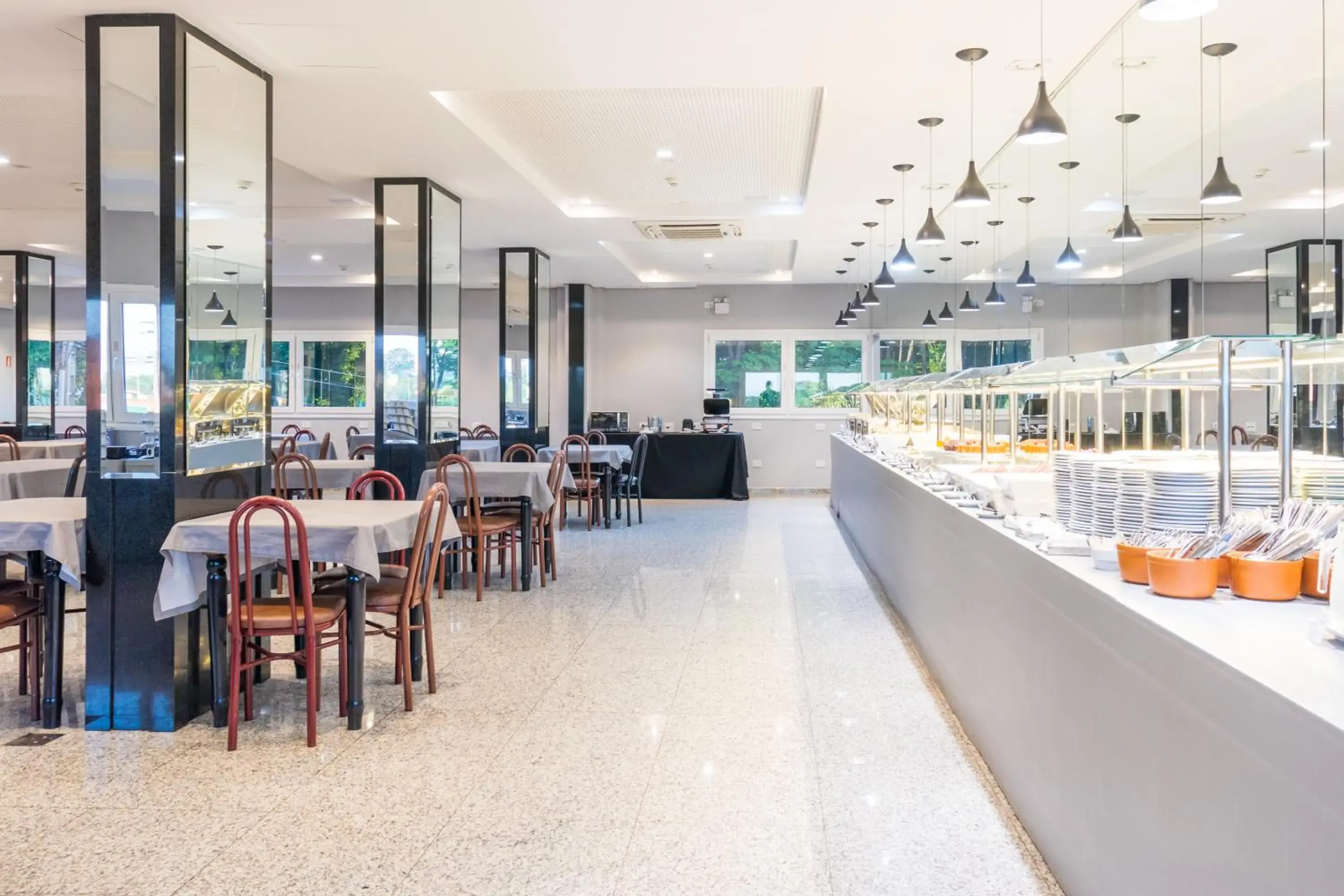 Restaurant/places to eat in Luz Hotel by Castelo Itaipava Restaurant/places to eat in Luz Hotel by Castelo Itaipava