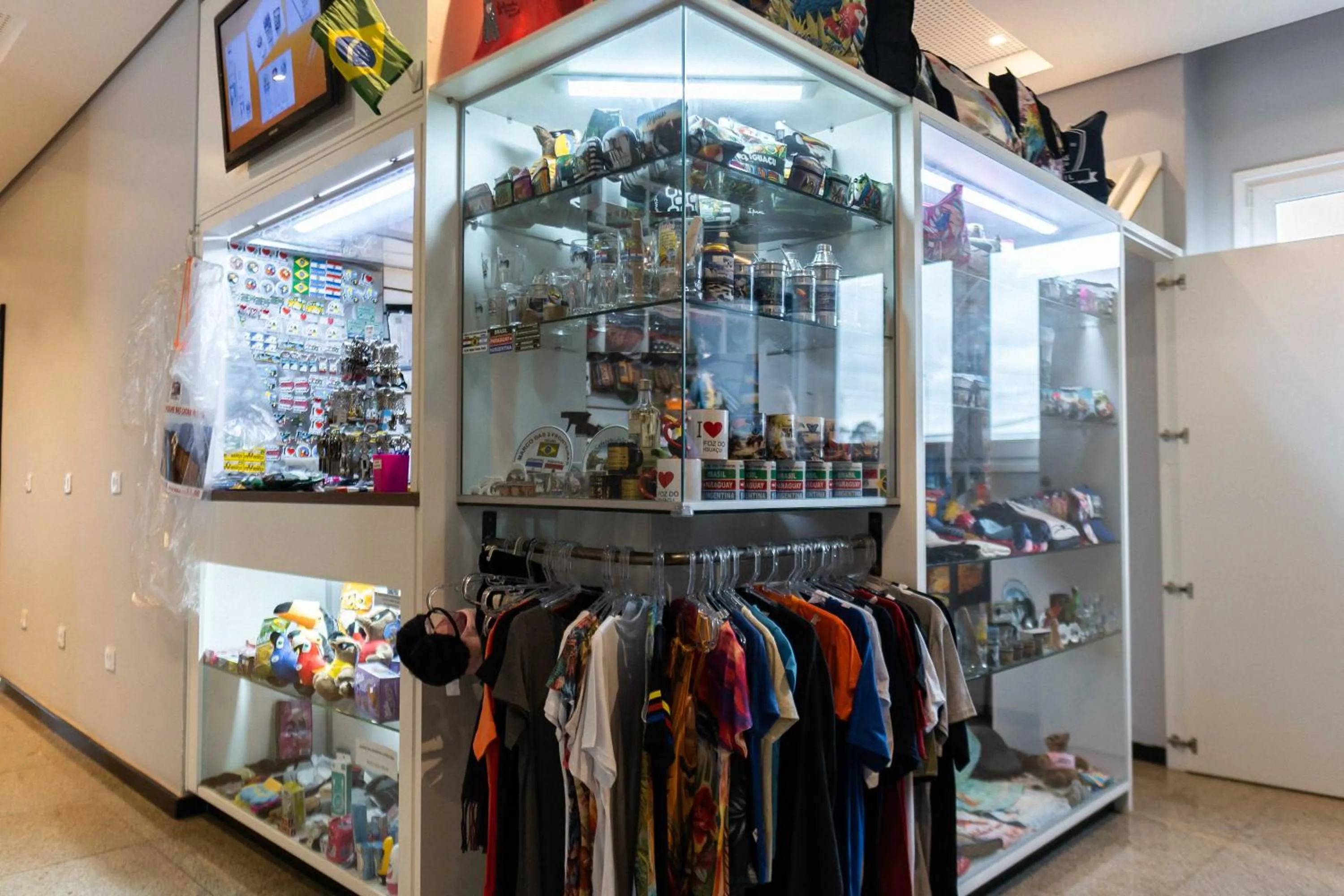 On-site shops in Luz Hotel by Castelo Itaipava