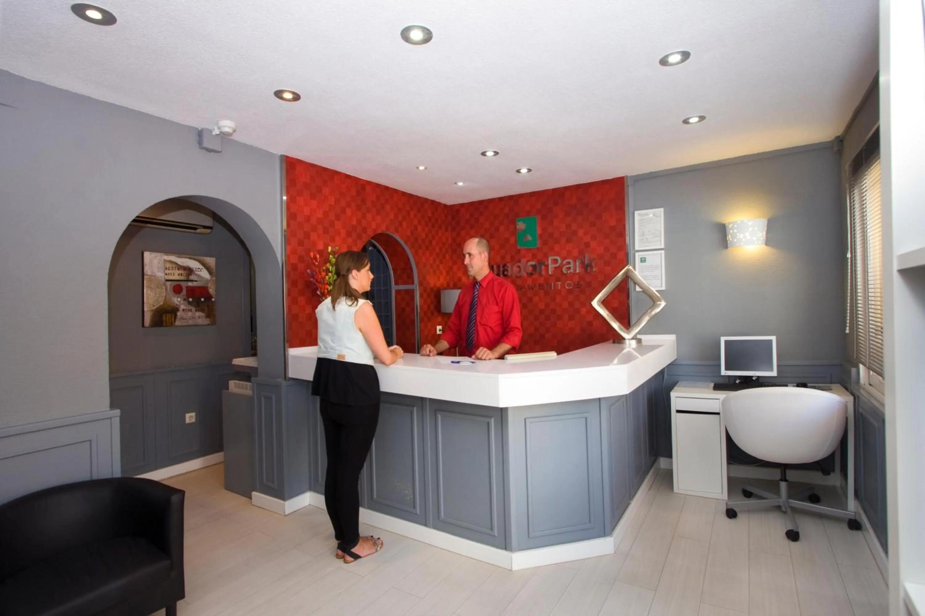 Lobby or reception in Apartamentos Ecuador Park