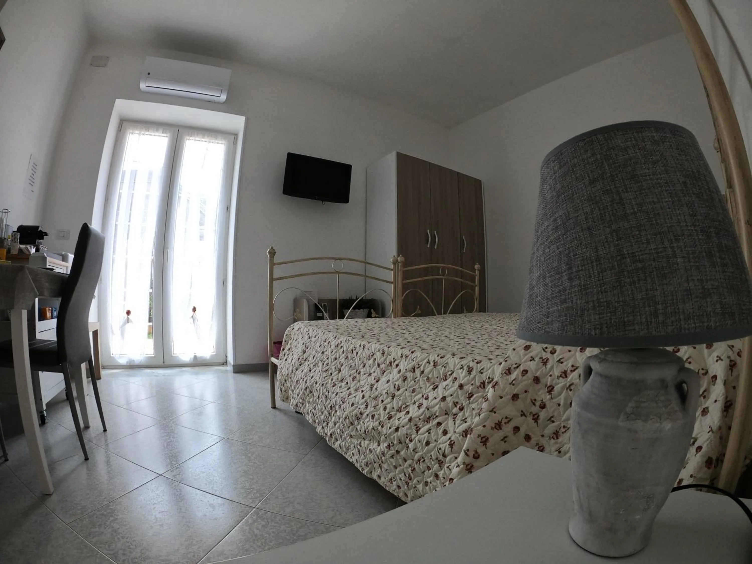 Photo of the whole room, Bed in Ostello Villafranca