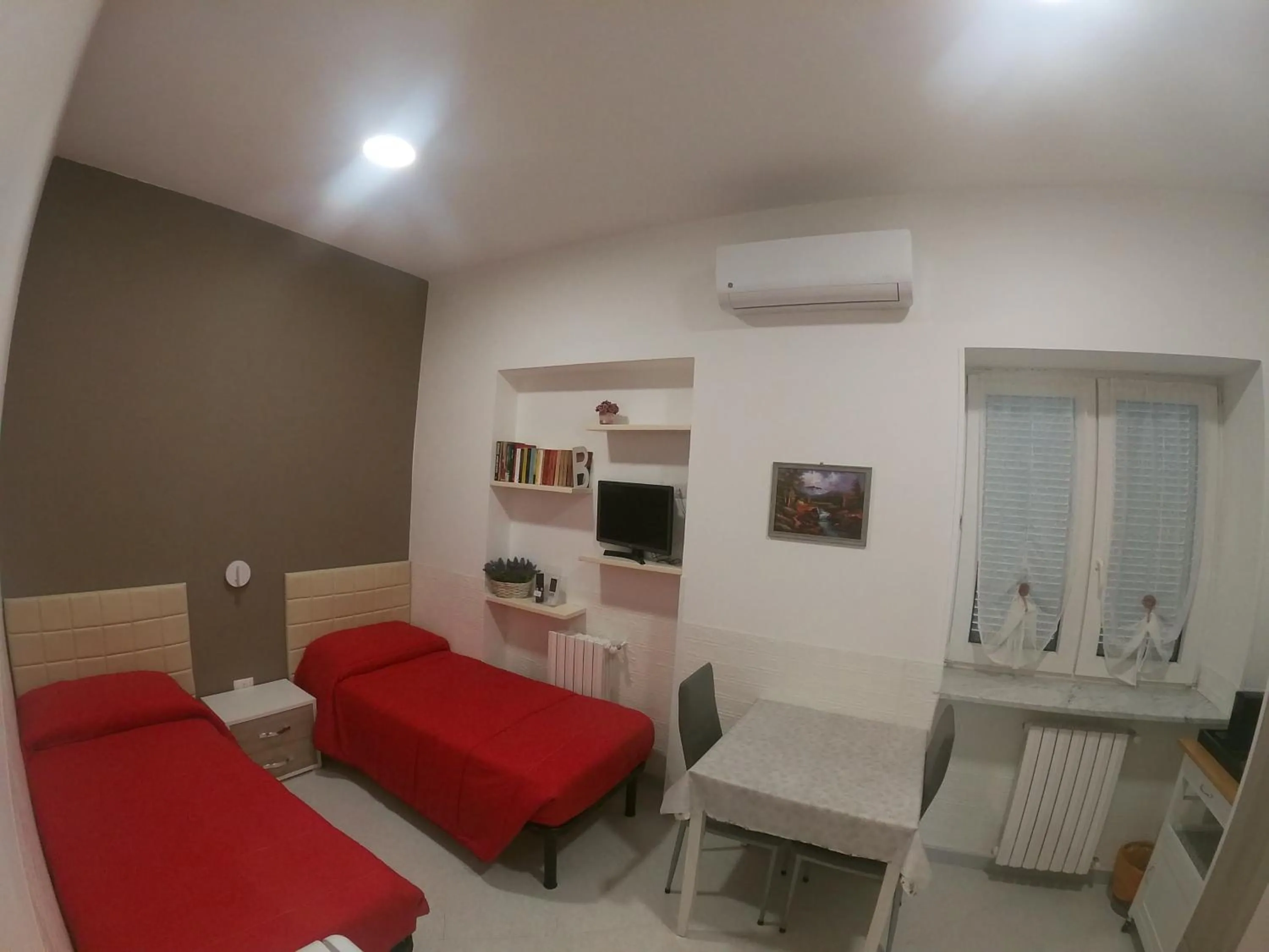 Bedroom in B&B Ostello Villafranca