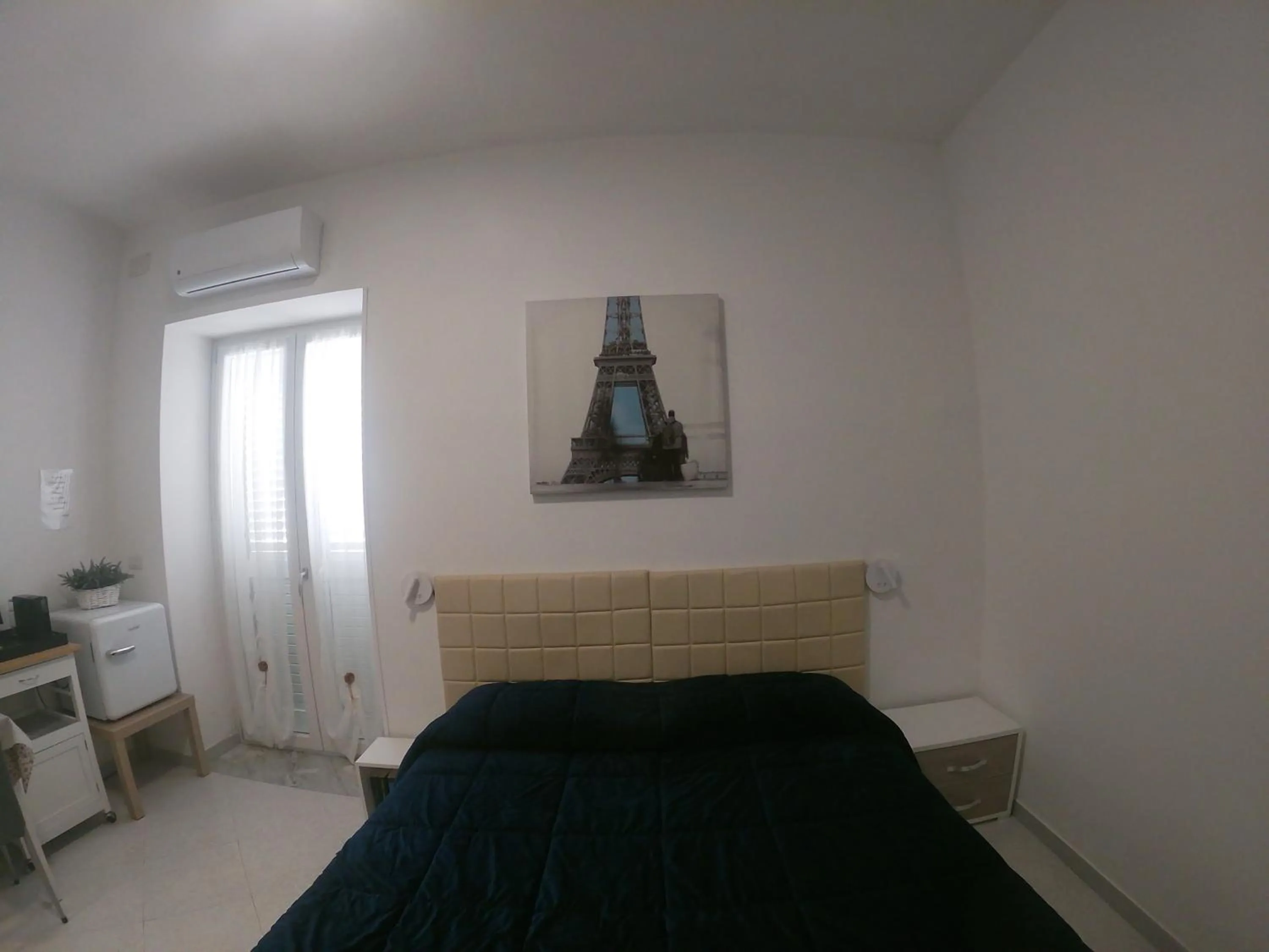 Bedroom, Bed in B&B Ostello Villafranca