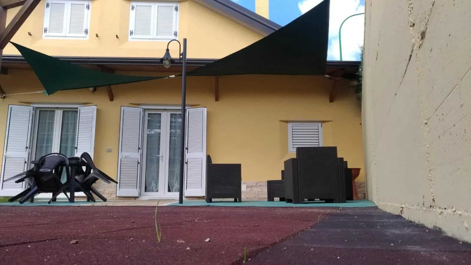 Patio in Ostello Villafranca