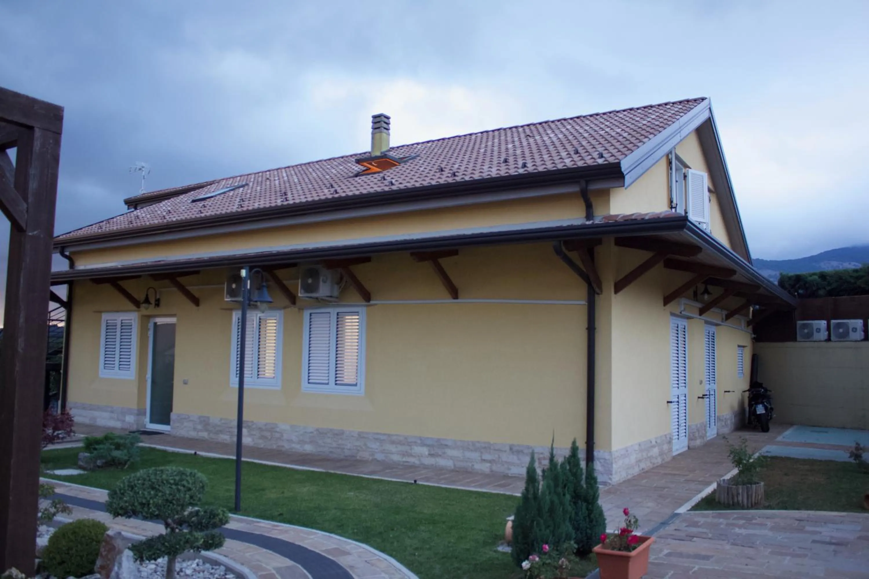 Facade/entrance in Ostello Villafranca
