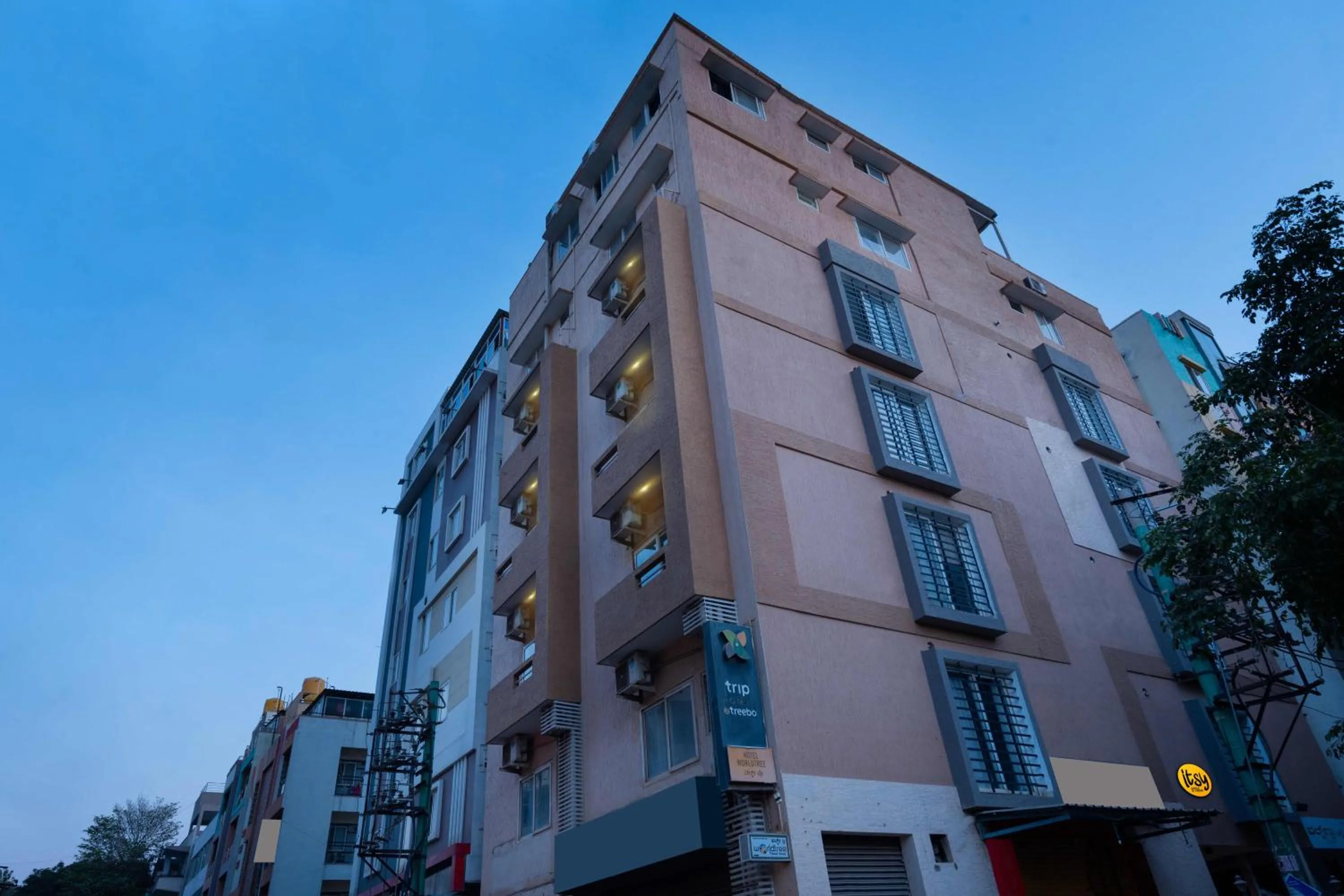 Facade/entrance in Itsy Hotels Worldtree ITPL