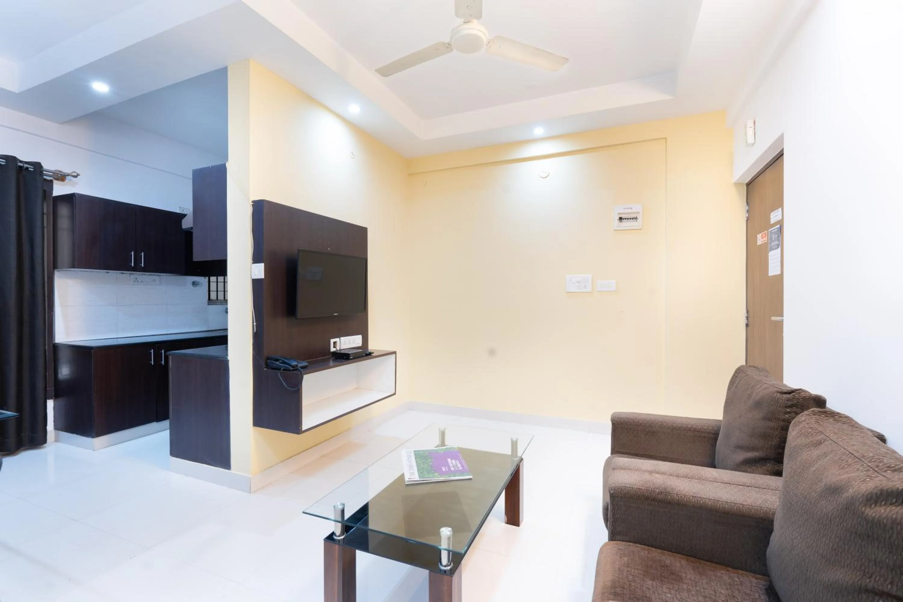 Seating area in Itsy Hotels Worldtree ITPL