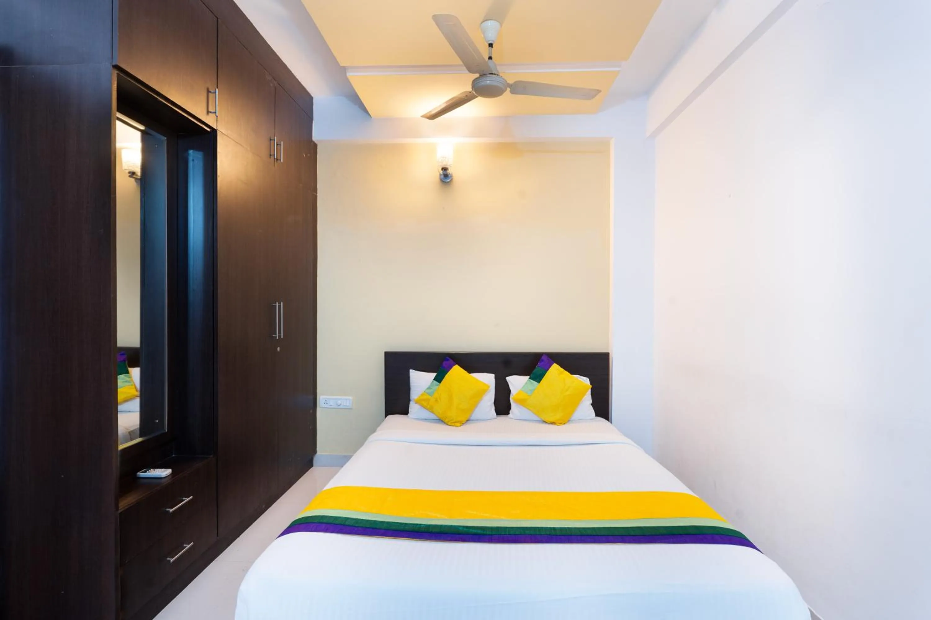 Bedroom, Bed in Itsy Hotels Worldtree ITPL