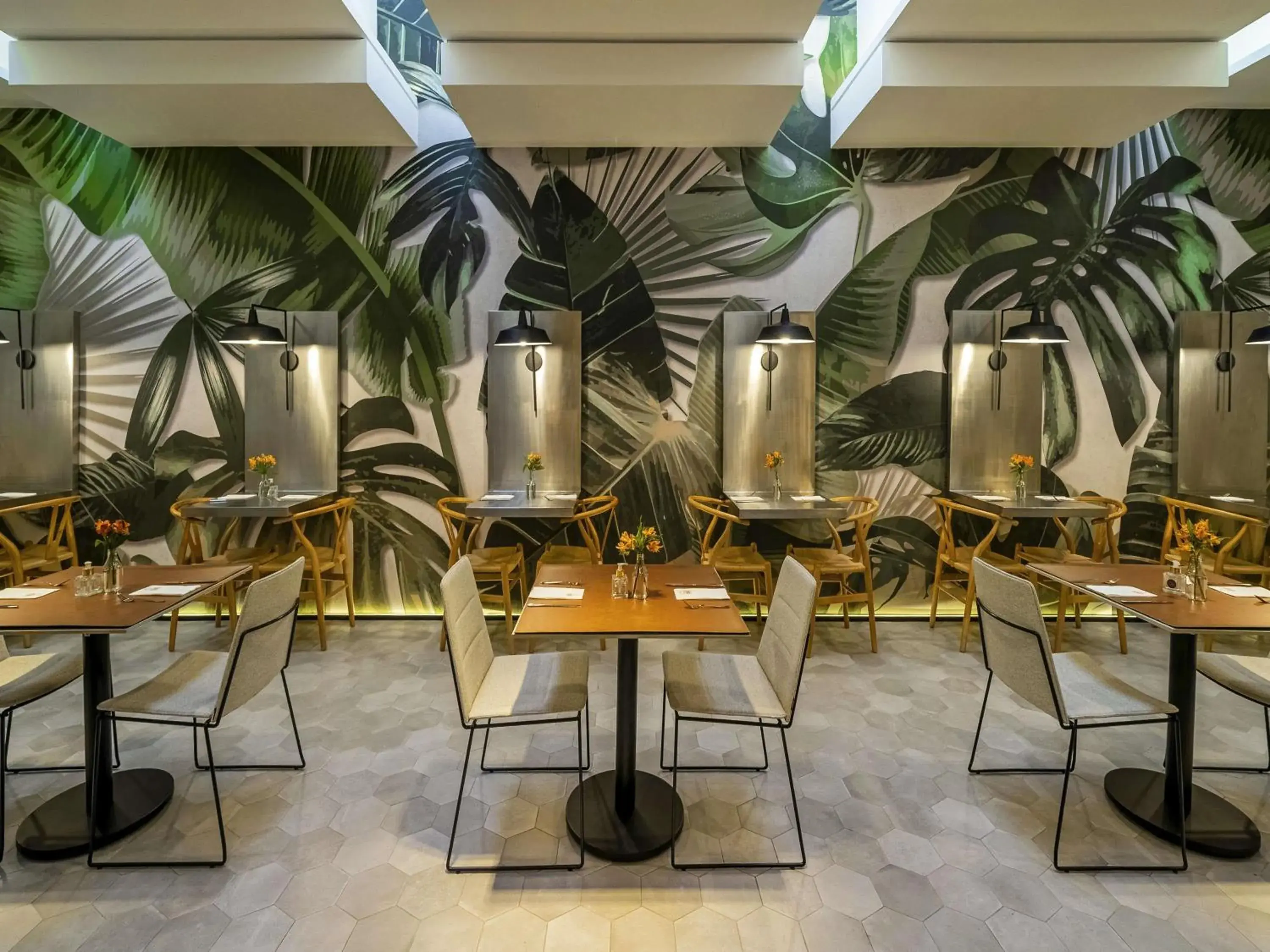 Restaurant/places to eat in Grand Mercure SP Itaim Bibi Restaurant/places to eat in Grand Mercure SP Itaim Bibi