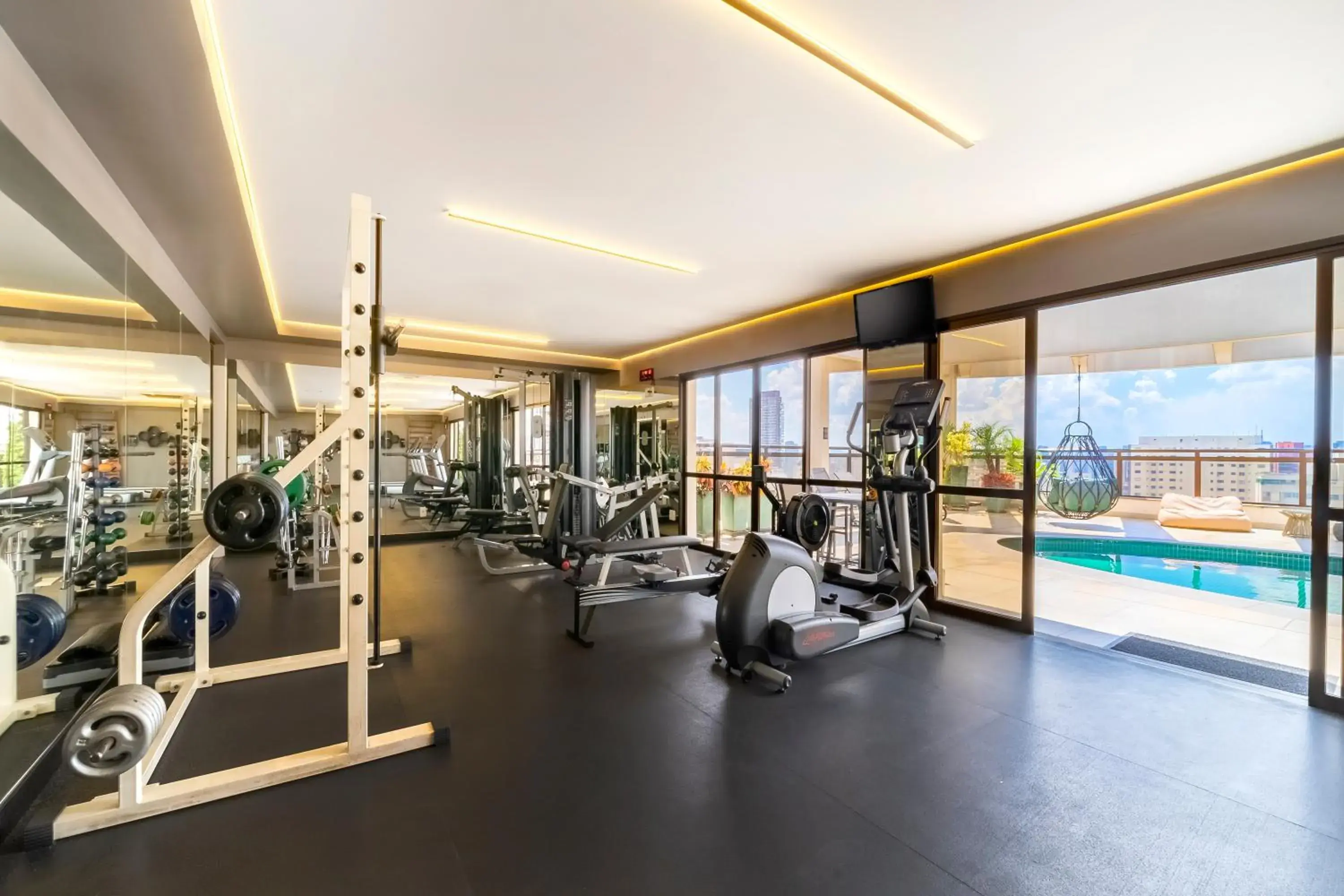 Fitness centre/facilities in Grand Mercure SP Itaim Bibi Fitness centre/facilities in Grand Mercure SP Itaim Bibi
