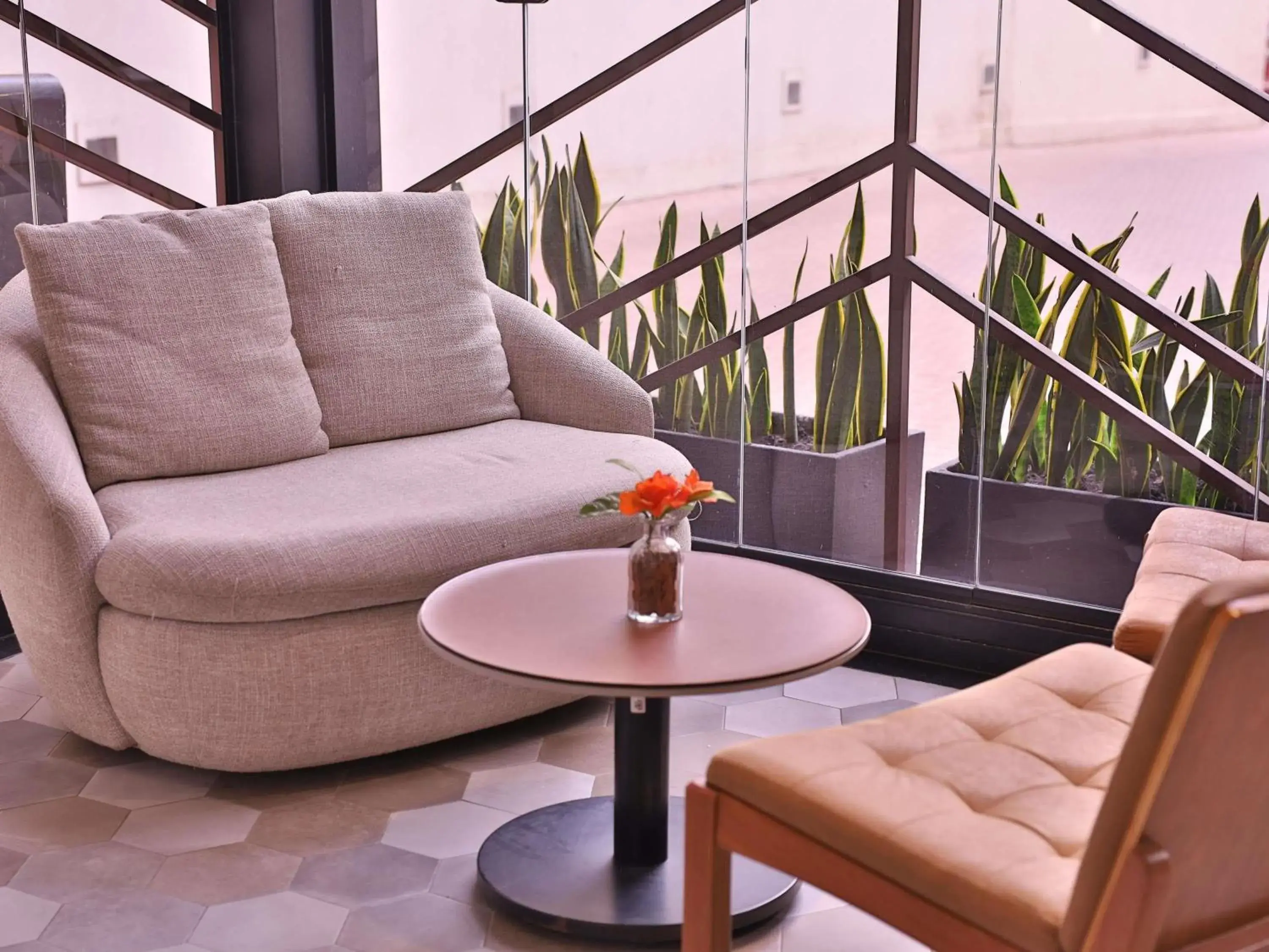 Lounge or bar in Grand Mercure SP Itaim Bibi Lounge or bar in Grand Mercure SP Itaim Bibi