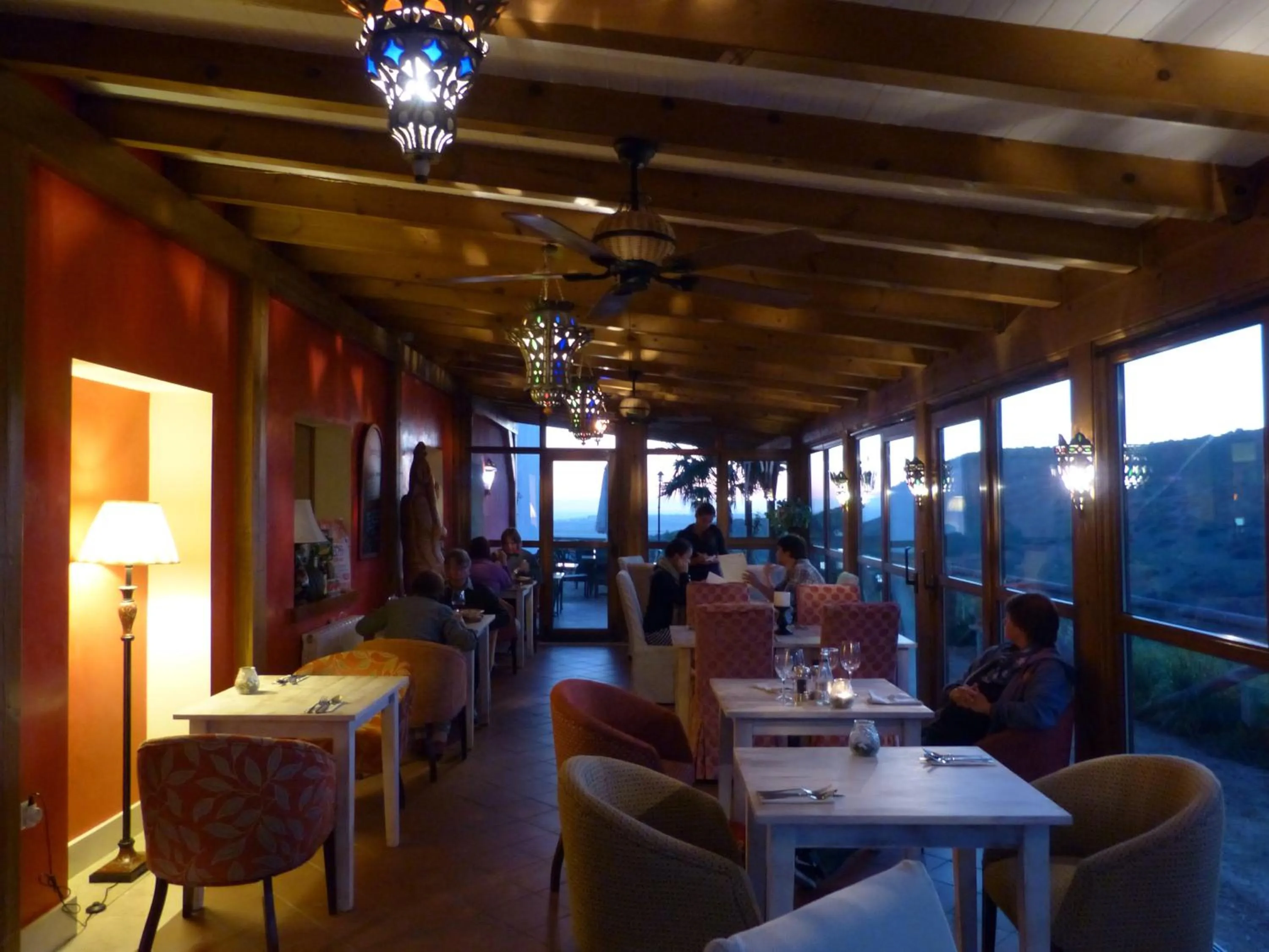 Restaurant/places to eat in Hotel Sindhura