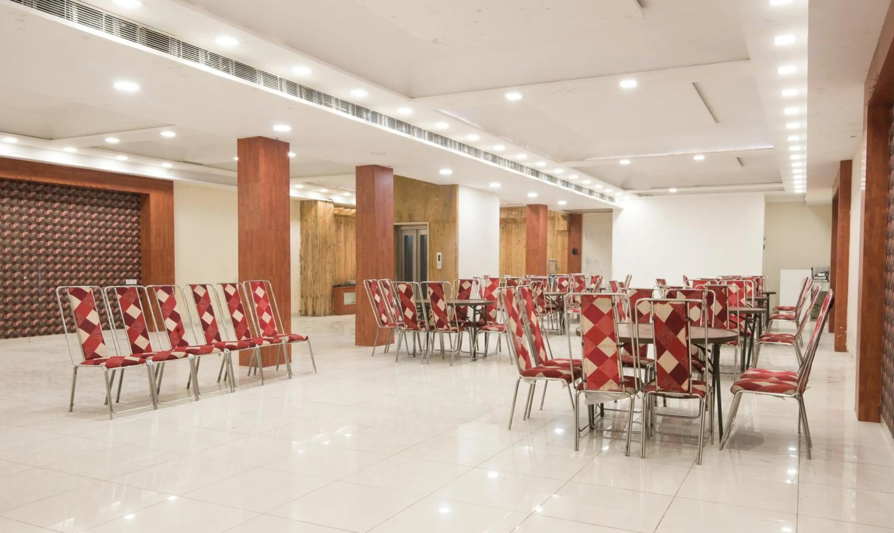 Banquet/Function facilities in Treebo House Inn
