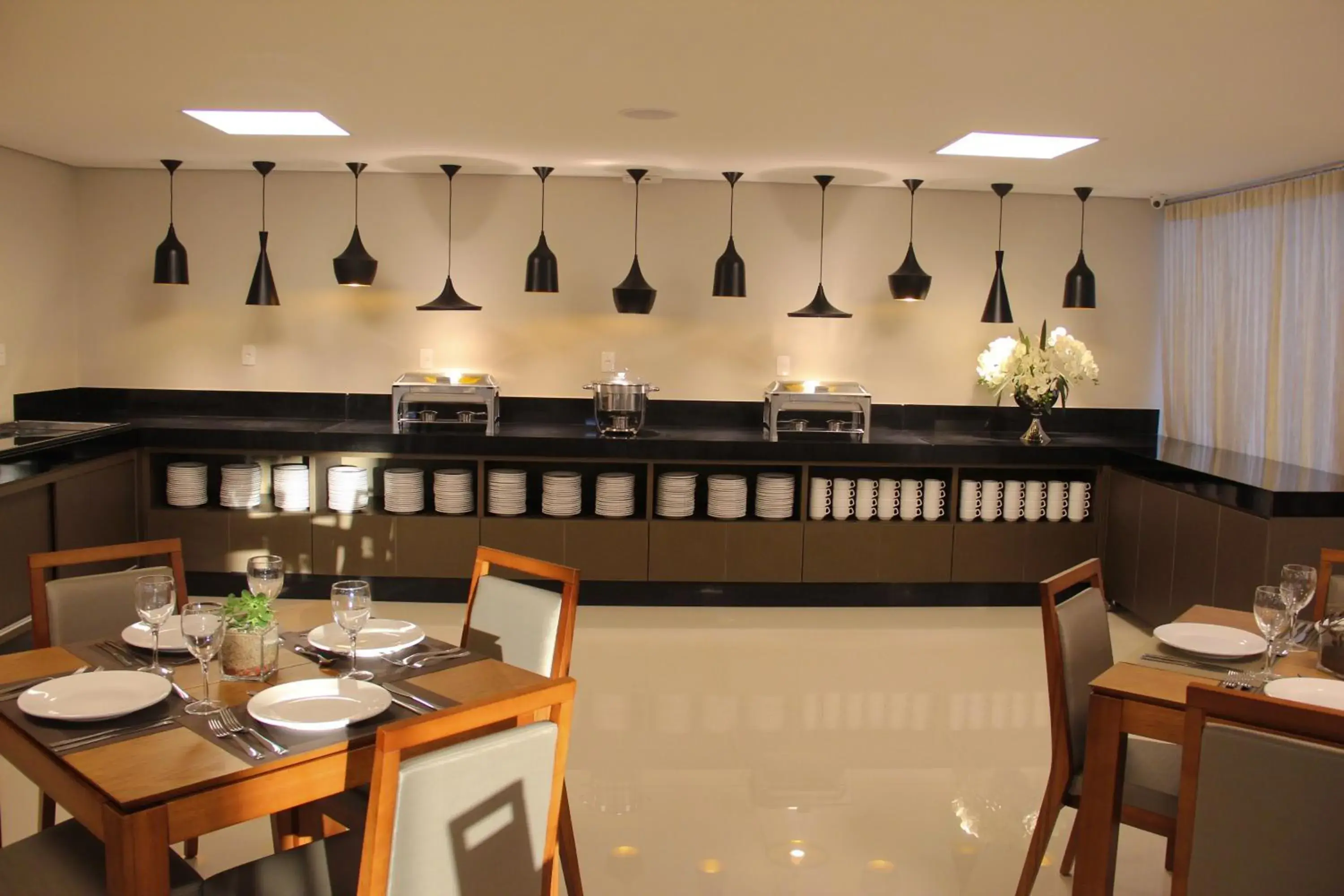 Restaurant/places to eat in Gran Park Hotel e Convenções Restaurant/places to eat in Gran Park Hotel e Convenções