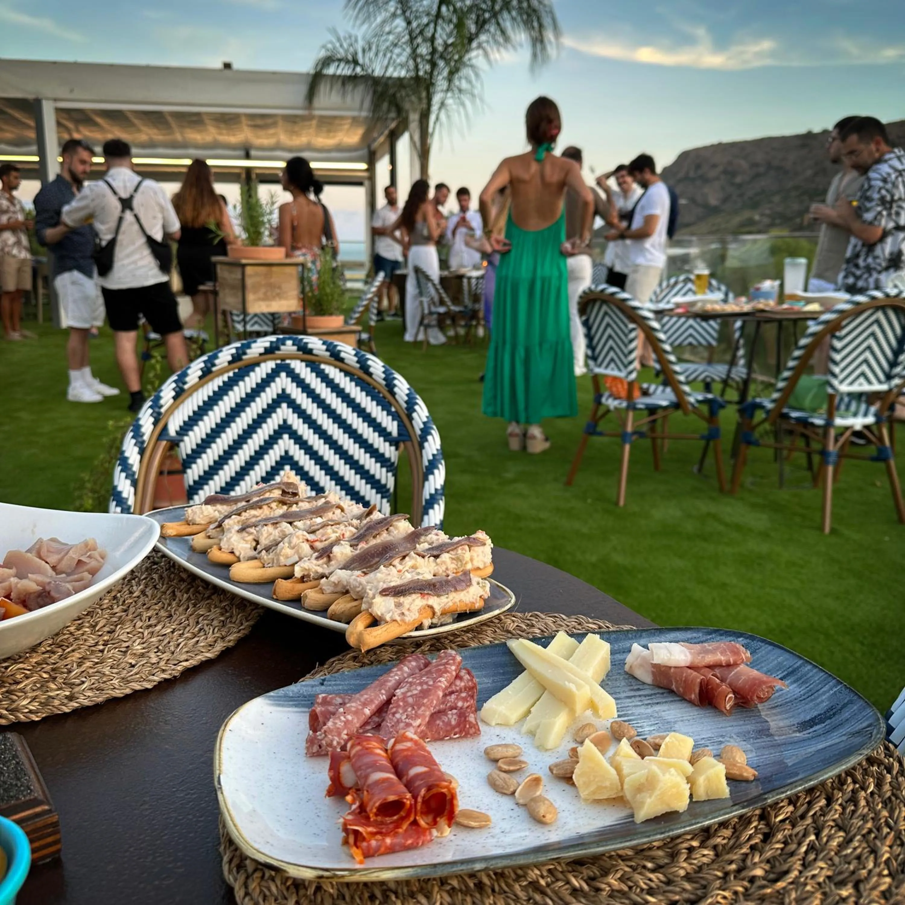 Restaurant/places to eat in Hotel Portmán