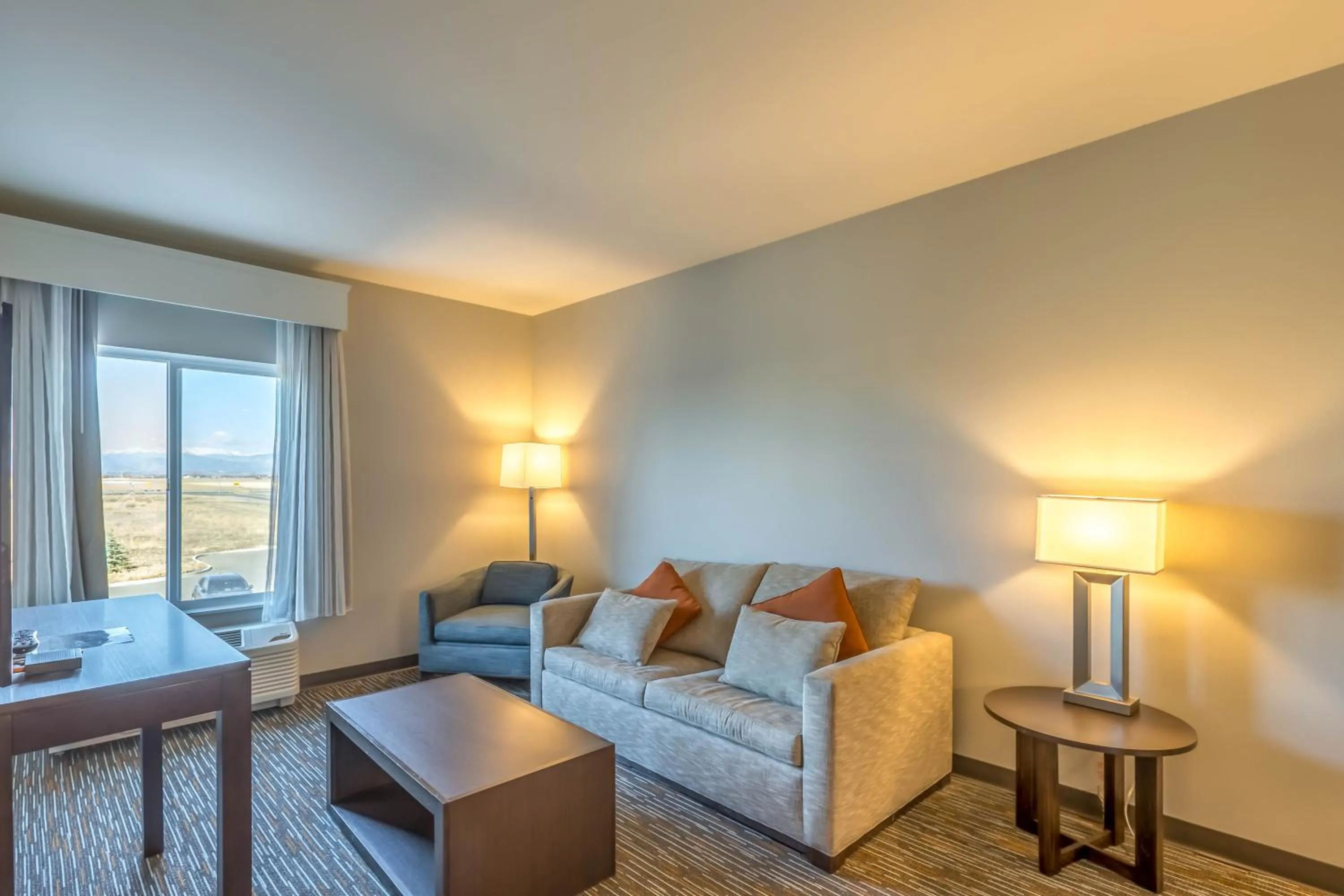 Seating area in Wingate by Wyndham Loveland Johnstown