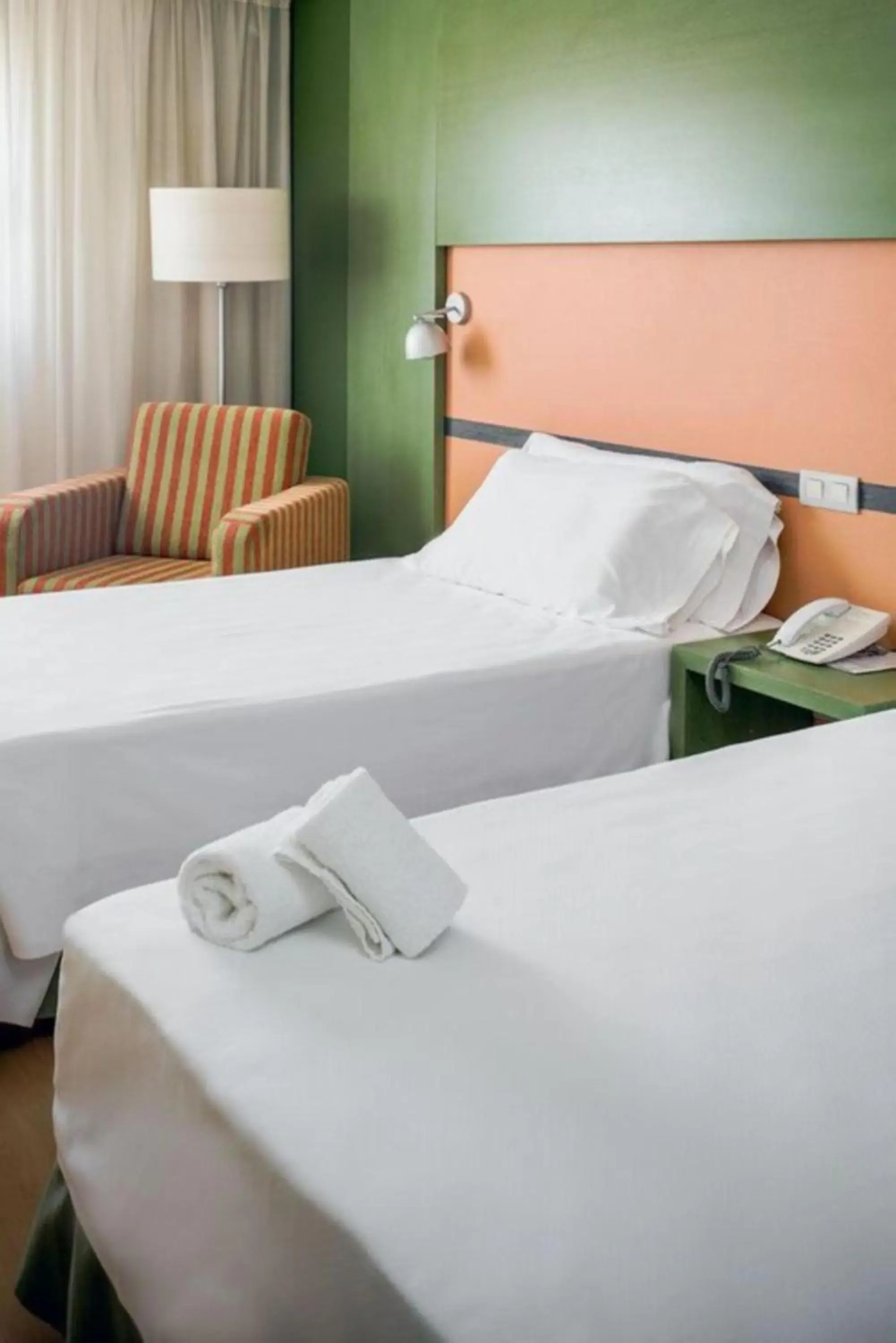 Twin Room - 2 Beds in Hotel Naval Sestao Twin Room - 2 Beds in Hotel Naval Sestao