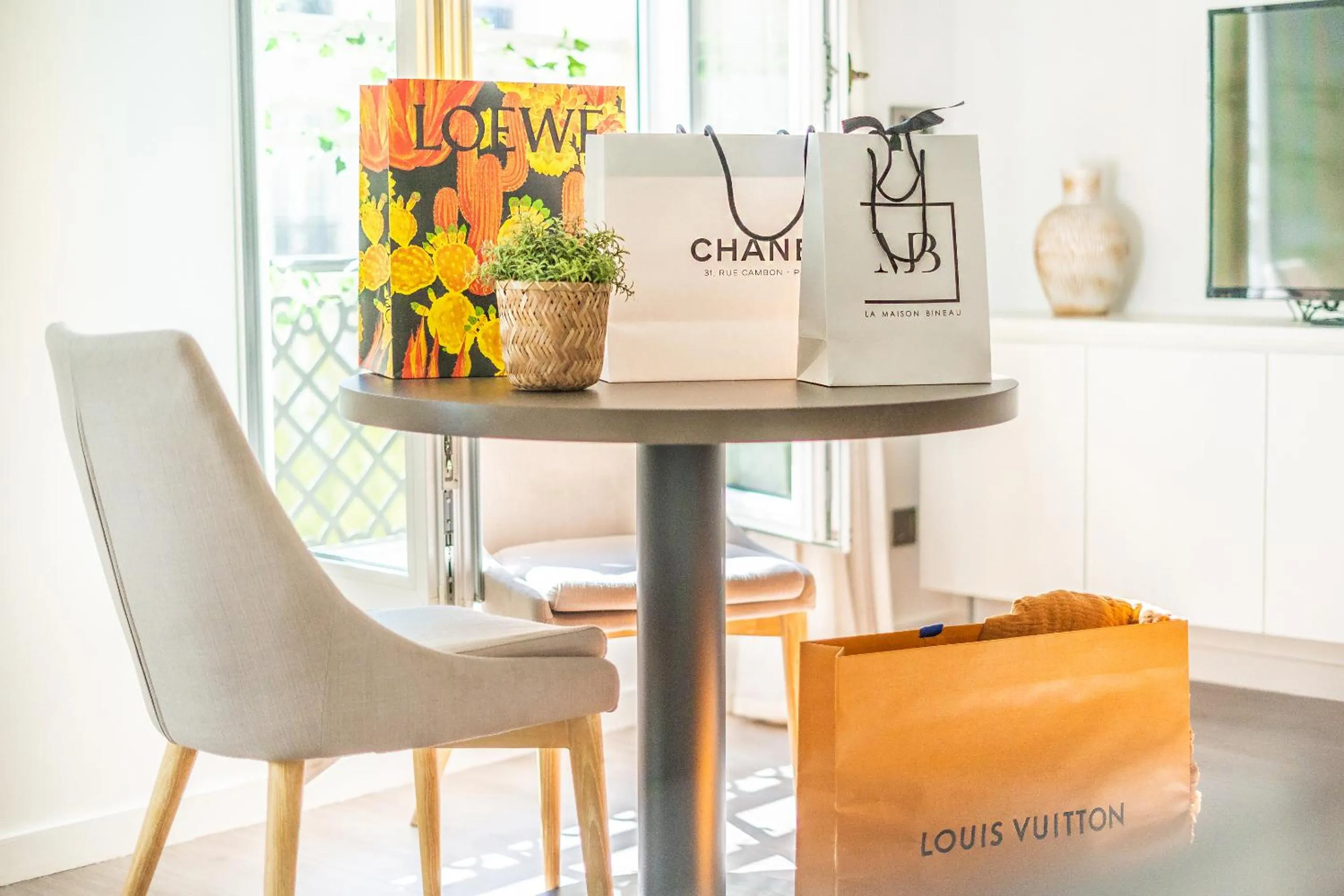 Living room in Yuna Les Halles - Serviced Apartments