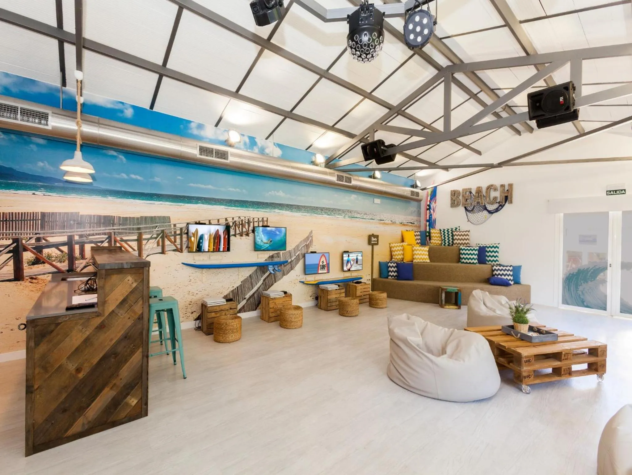 Game Room in Ramada Hotel & Suites by Wyndham Costa del Sol