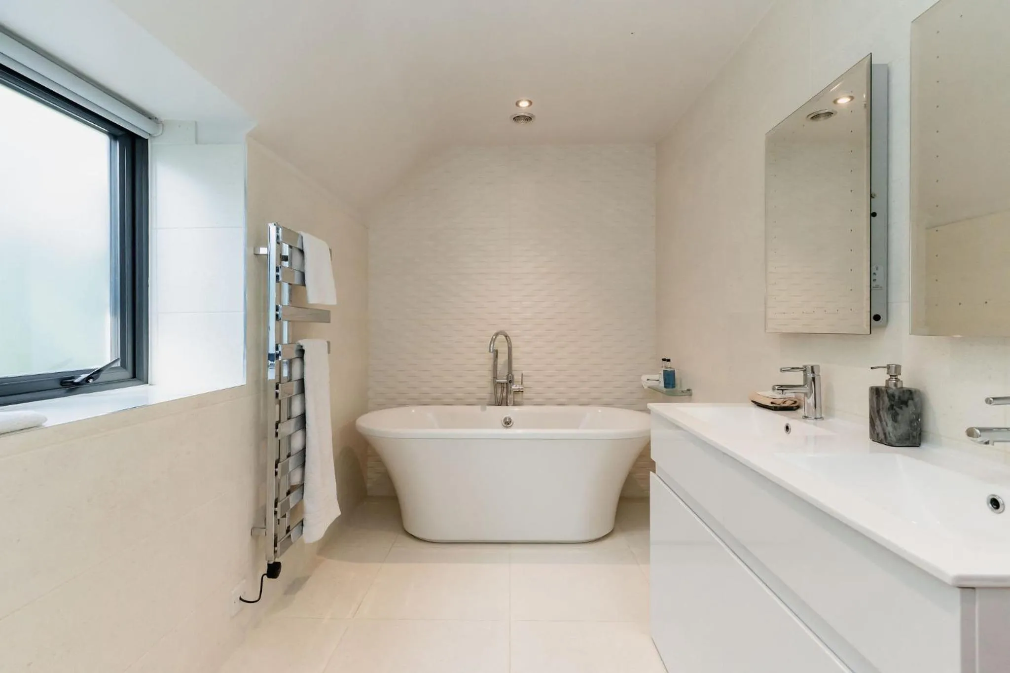 Waterfield House B&B
