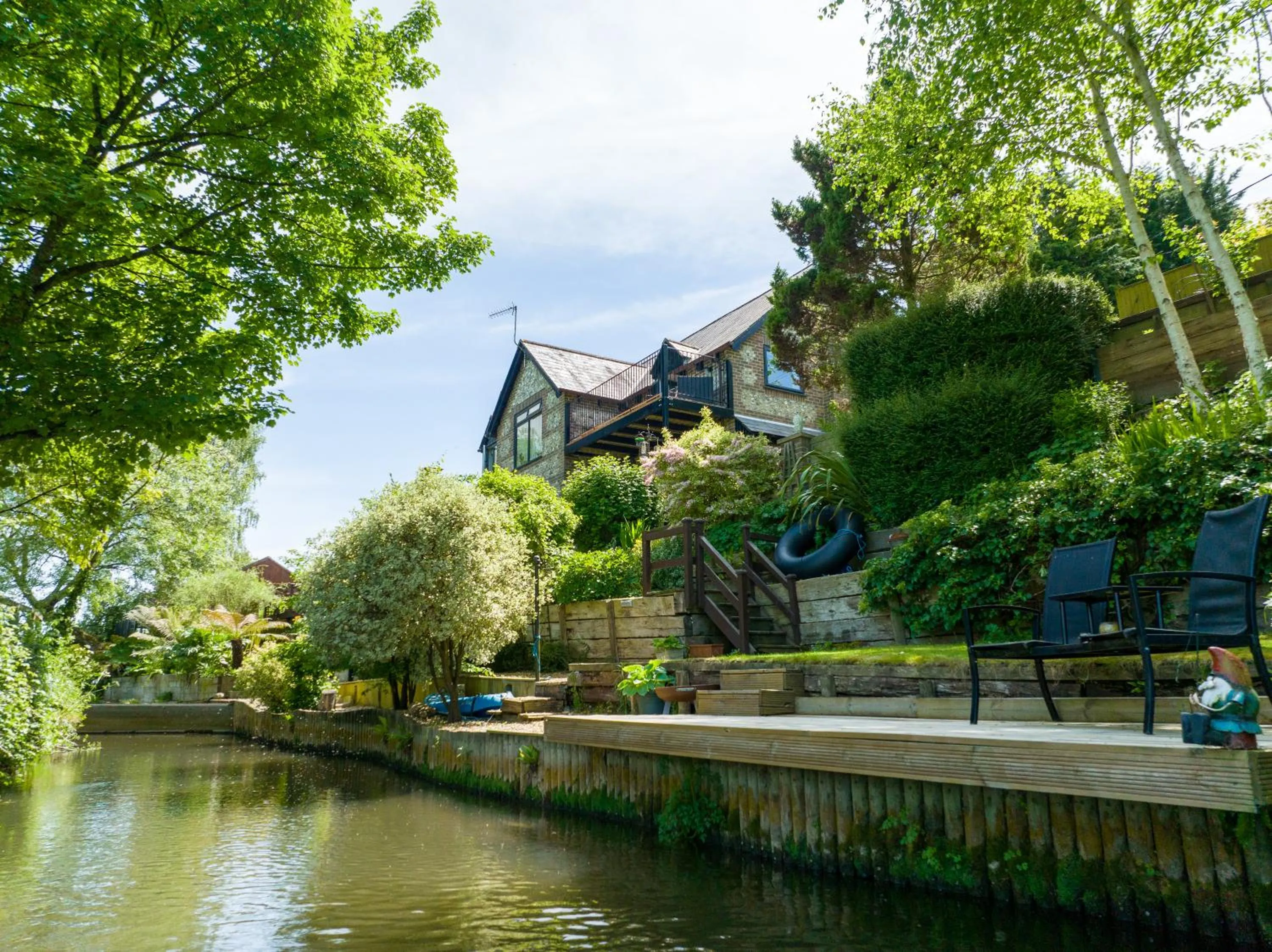 Property building in Waterfield House B&B