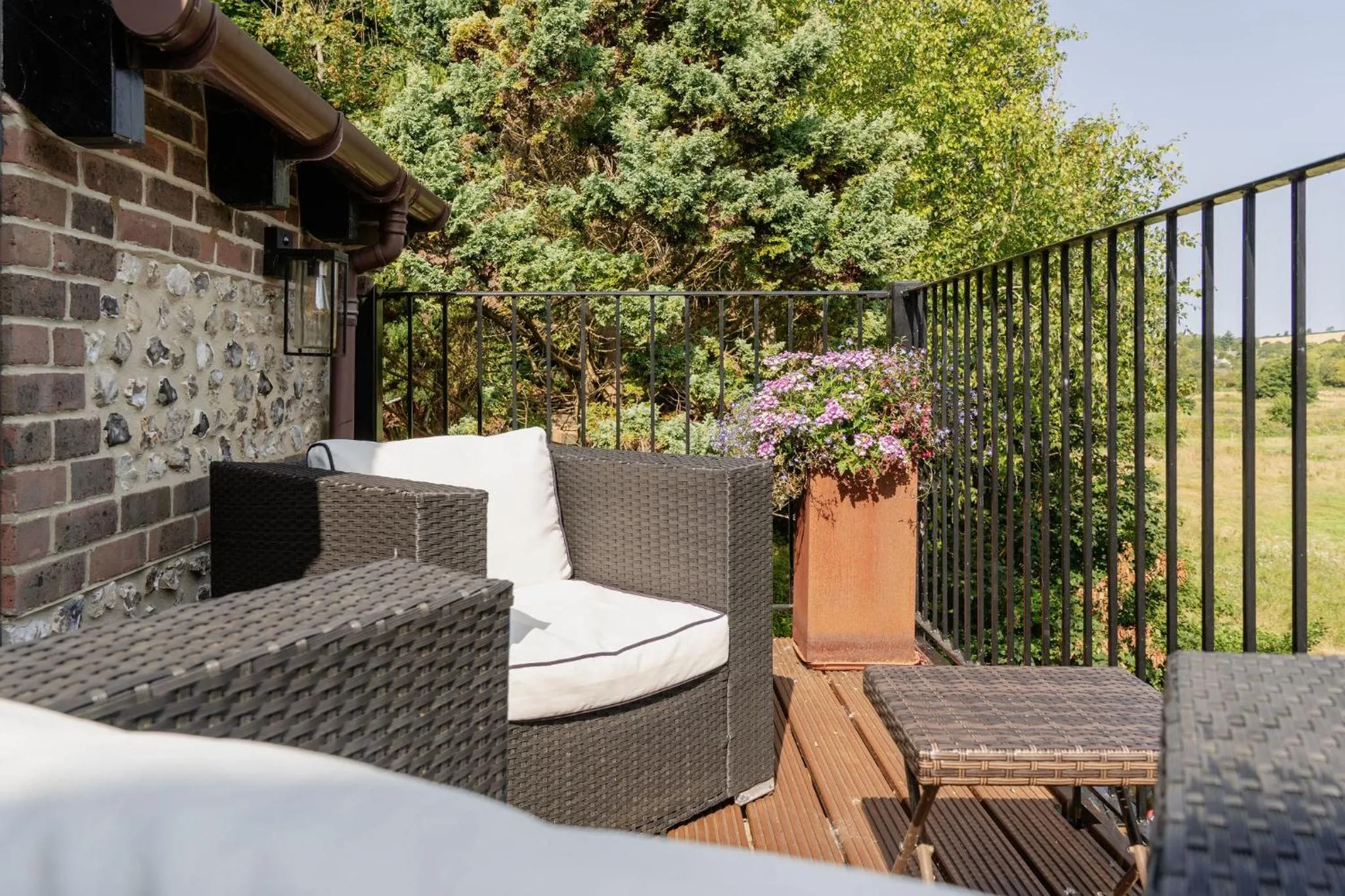 Property building in Waterfield House B&B