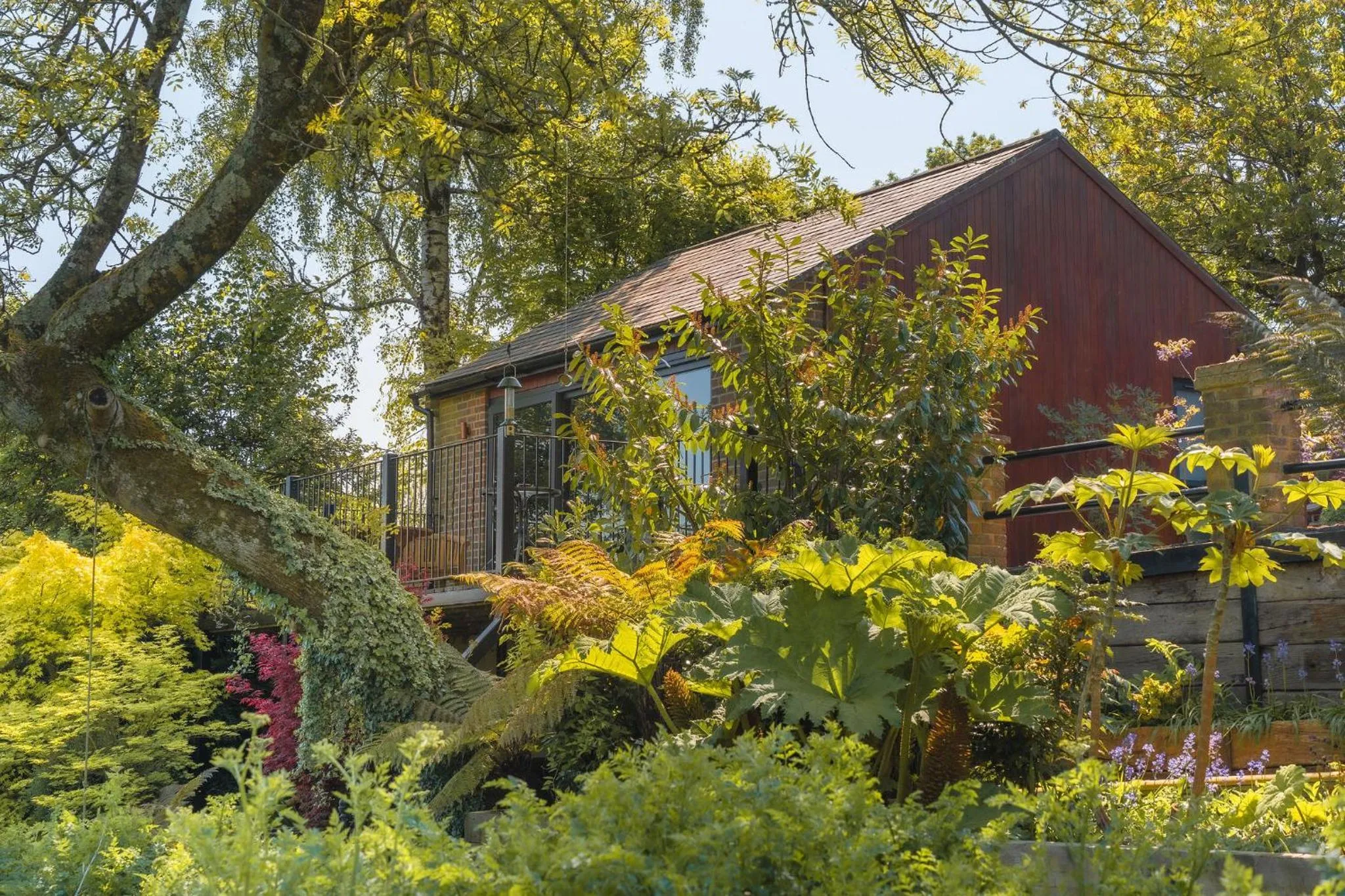 Property building in Waterfield House B&B